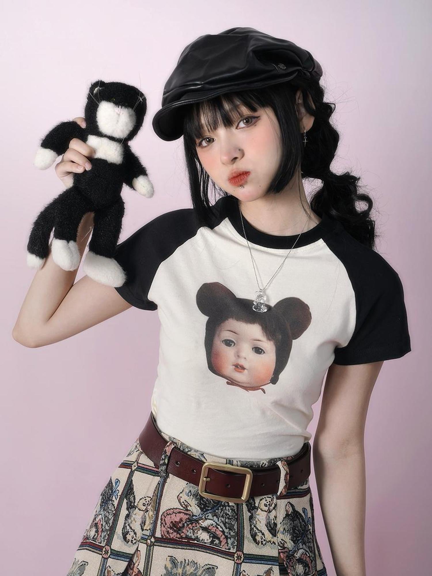 Daytoday Vintage Doll Print Teddy Bear Patch Short Sleeve Tee