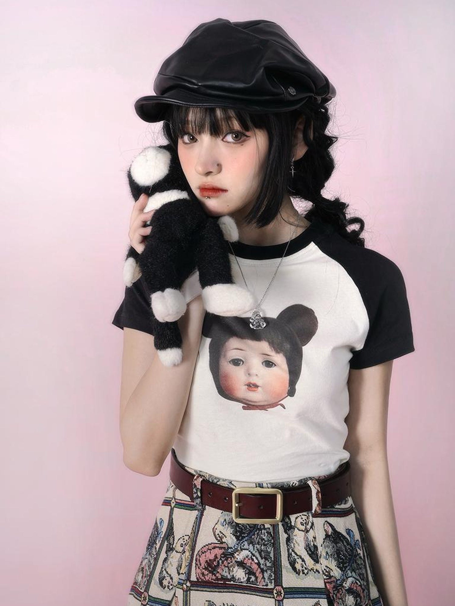 Daytoday Vintage Doll Print Teddy Bear Patch Short Sleeve Tee