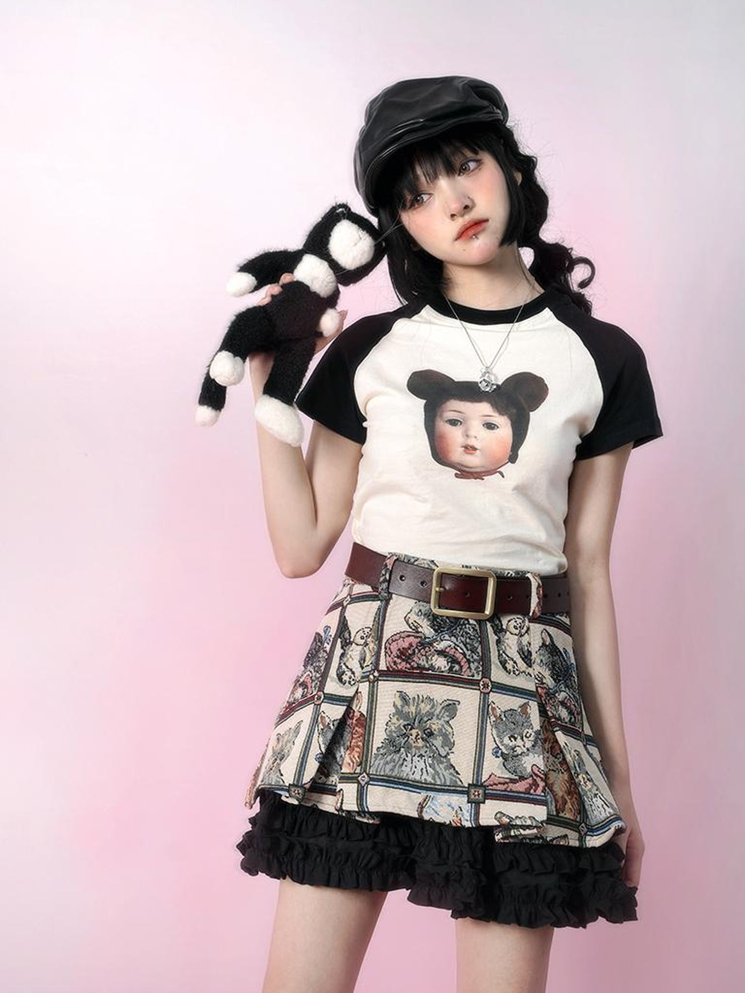 Daytoday Vintage Doll Print Teddy Bear Patch Short Sleeve Tee