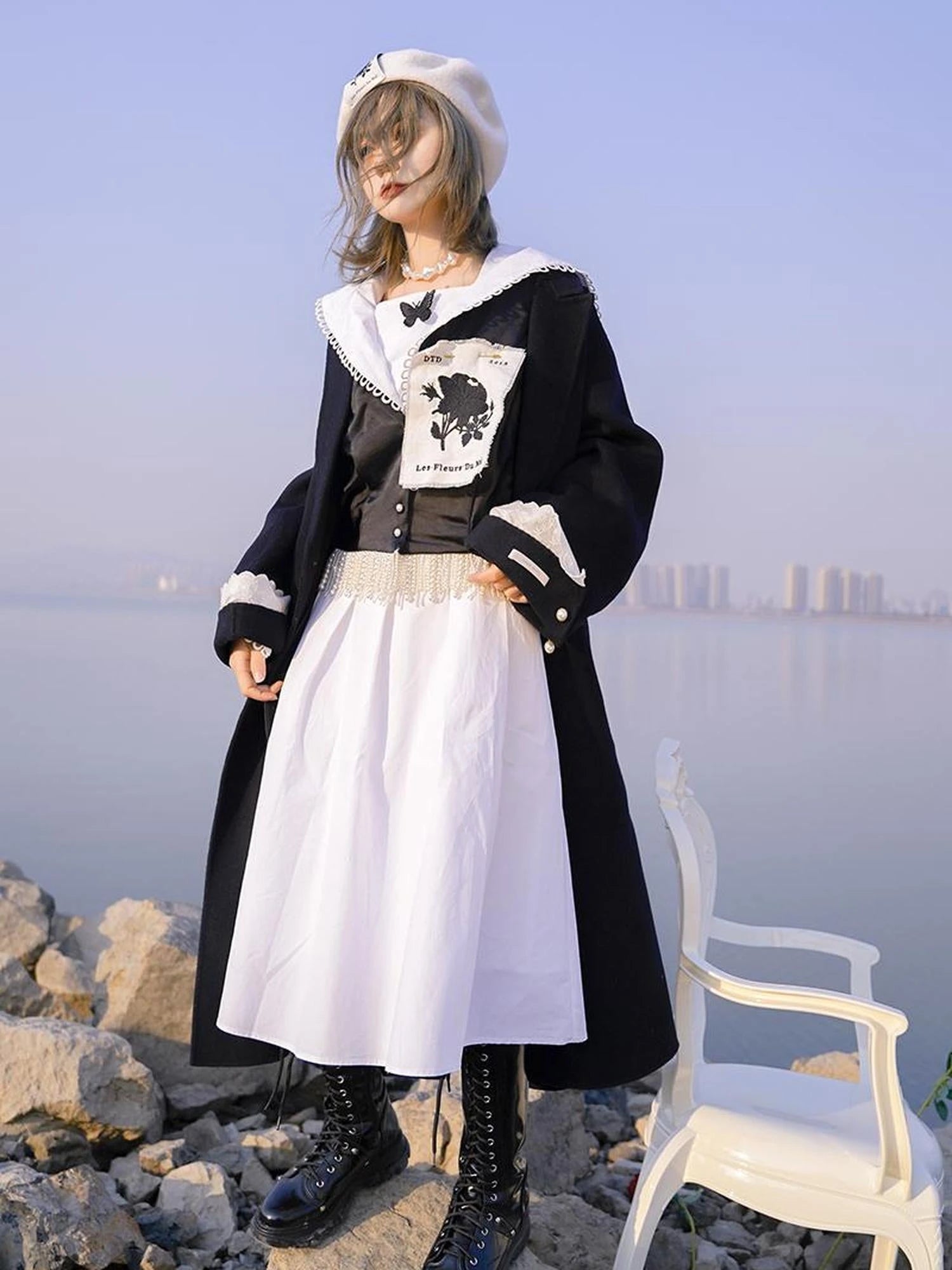 Vintage Eye Flower Embroidery Brooch