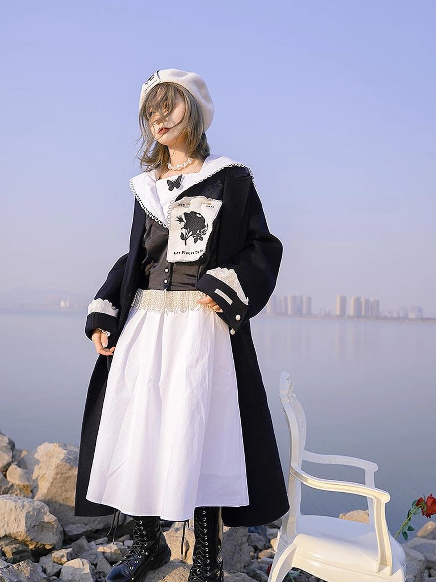 Vintage Eye Flower Embroidery Brooch