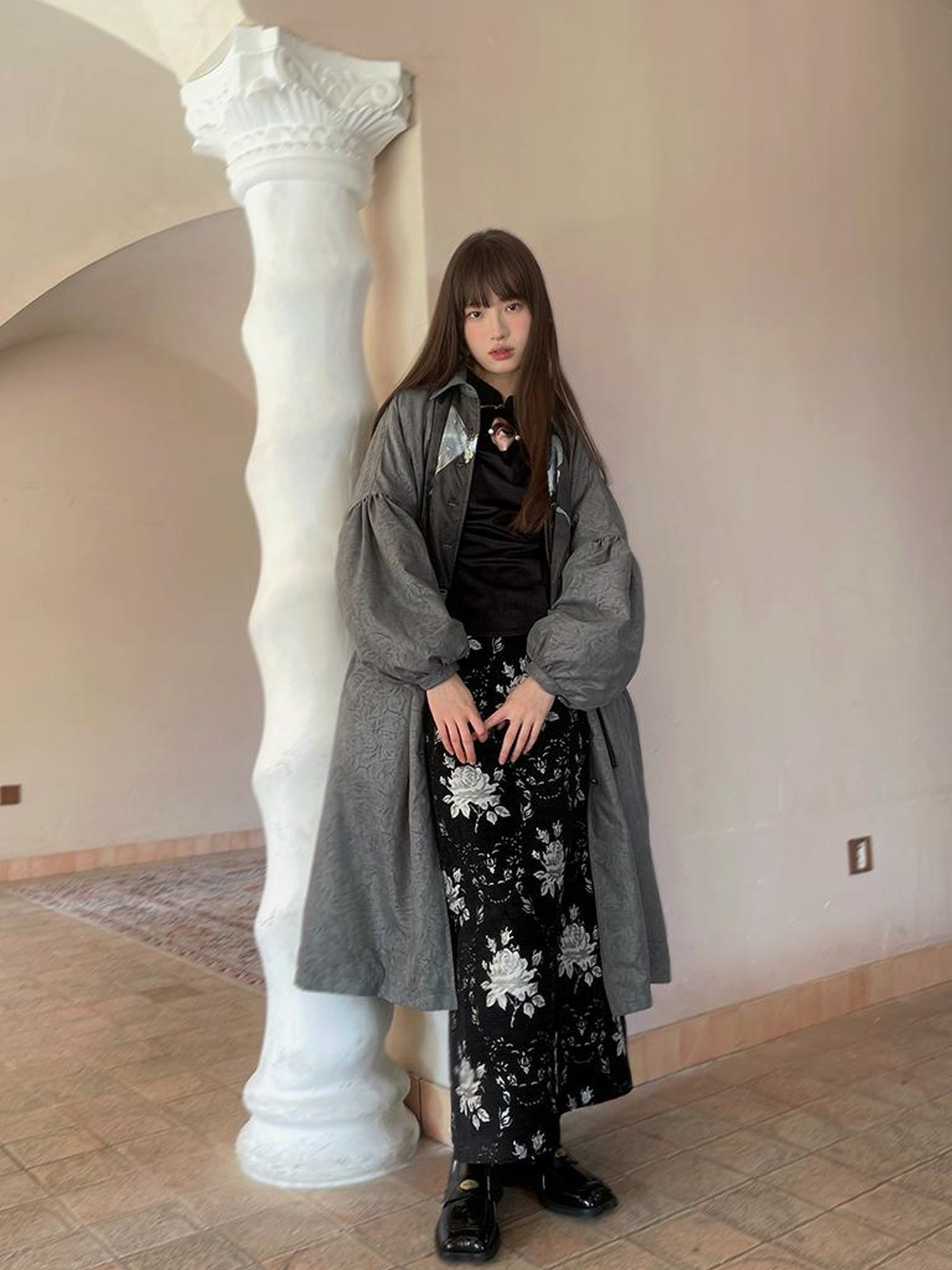 Daytoday Vintage Floral Jacquard Side Slit Midi Skirt