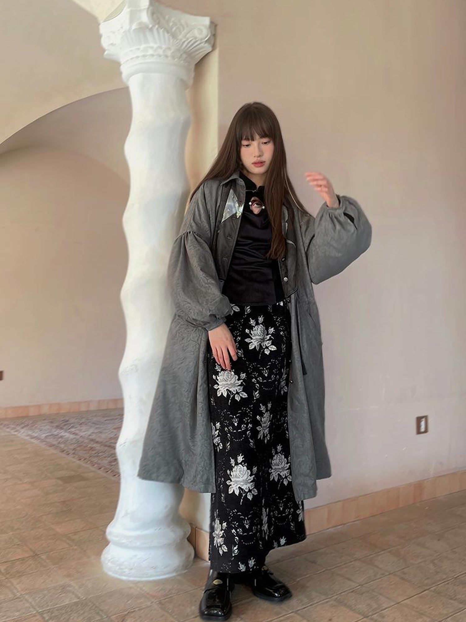 Daytoday Vintage Floral Jacquard Side Slit Midi Skirt