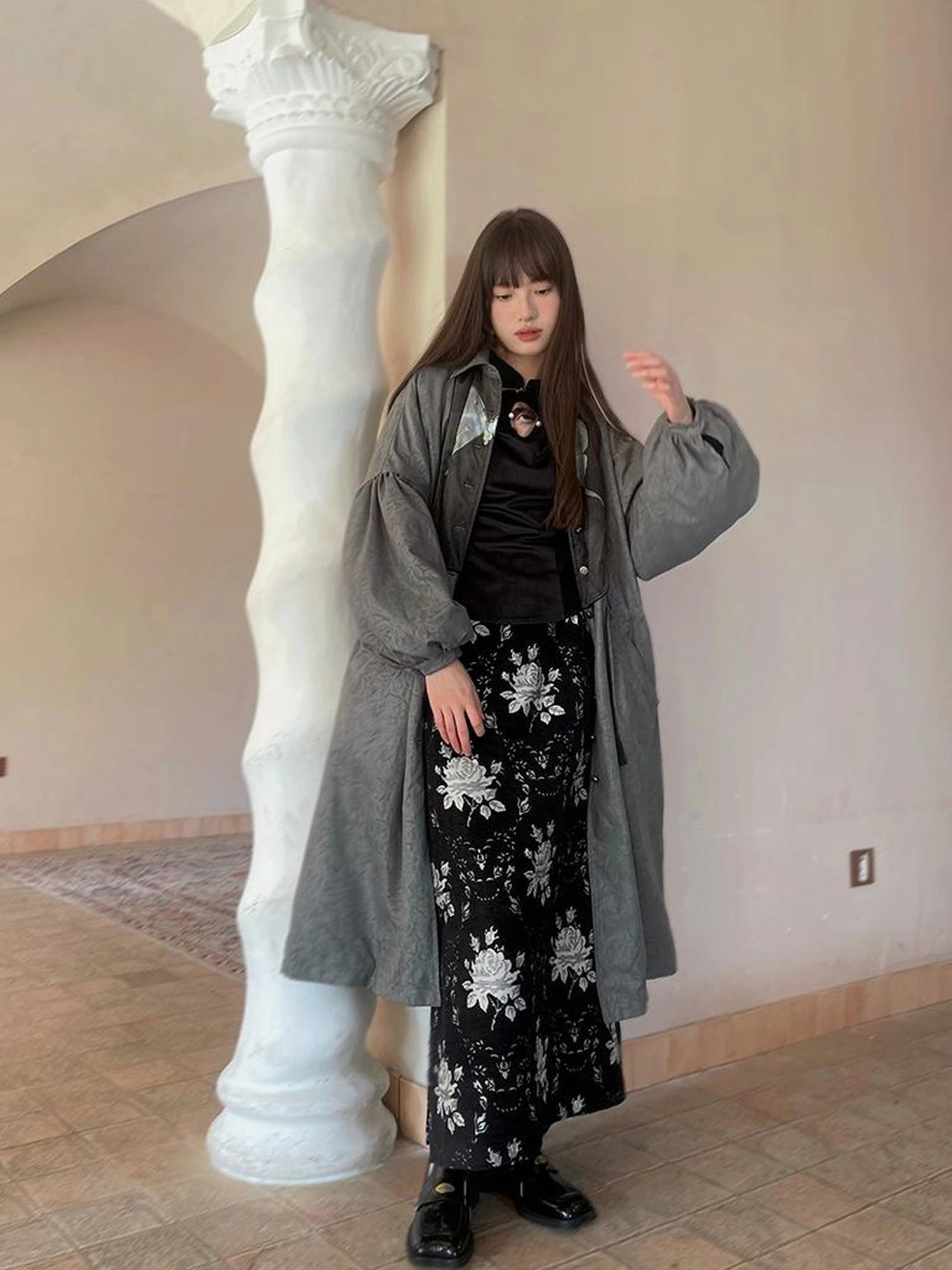 Vintage Floral Jacquard Side Slit Midi Skirt