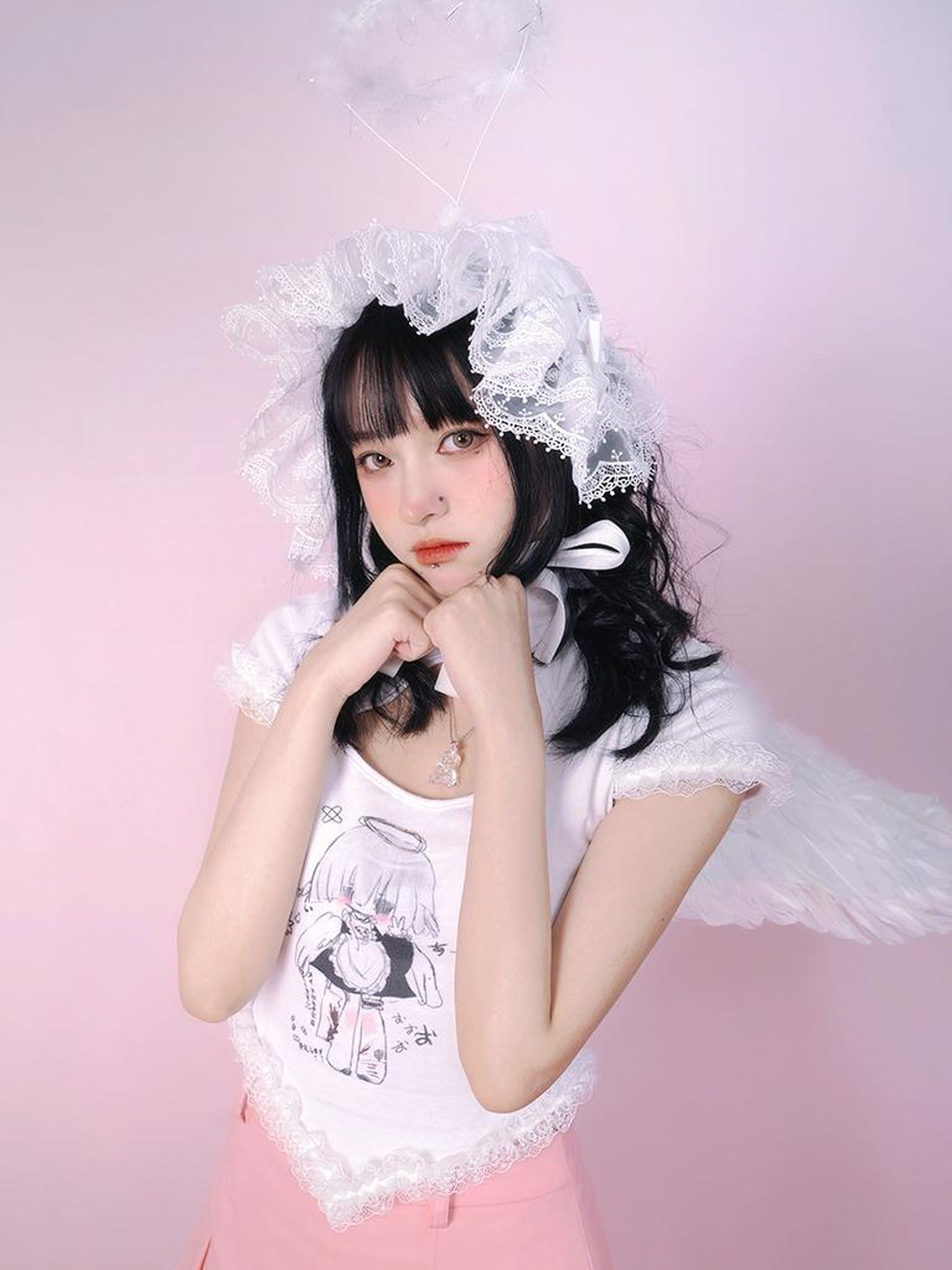 Daytoday Vintage Floral Print Hollow Heart Qipio Tee