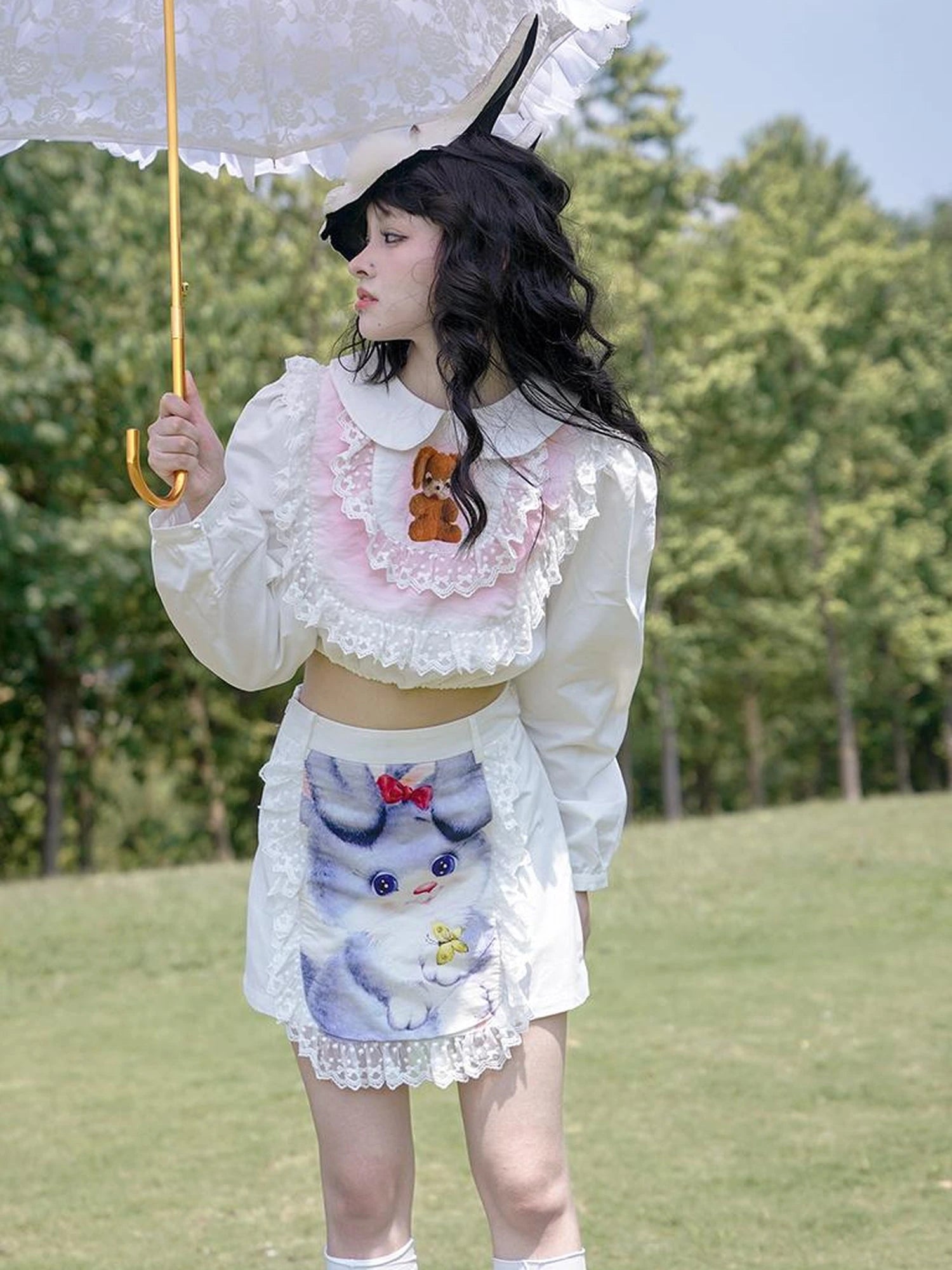 Vintage Lace Print Rabbit Short Skirt