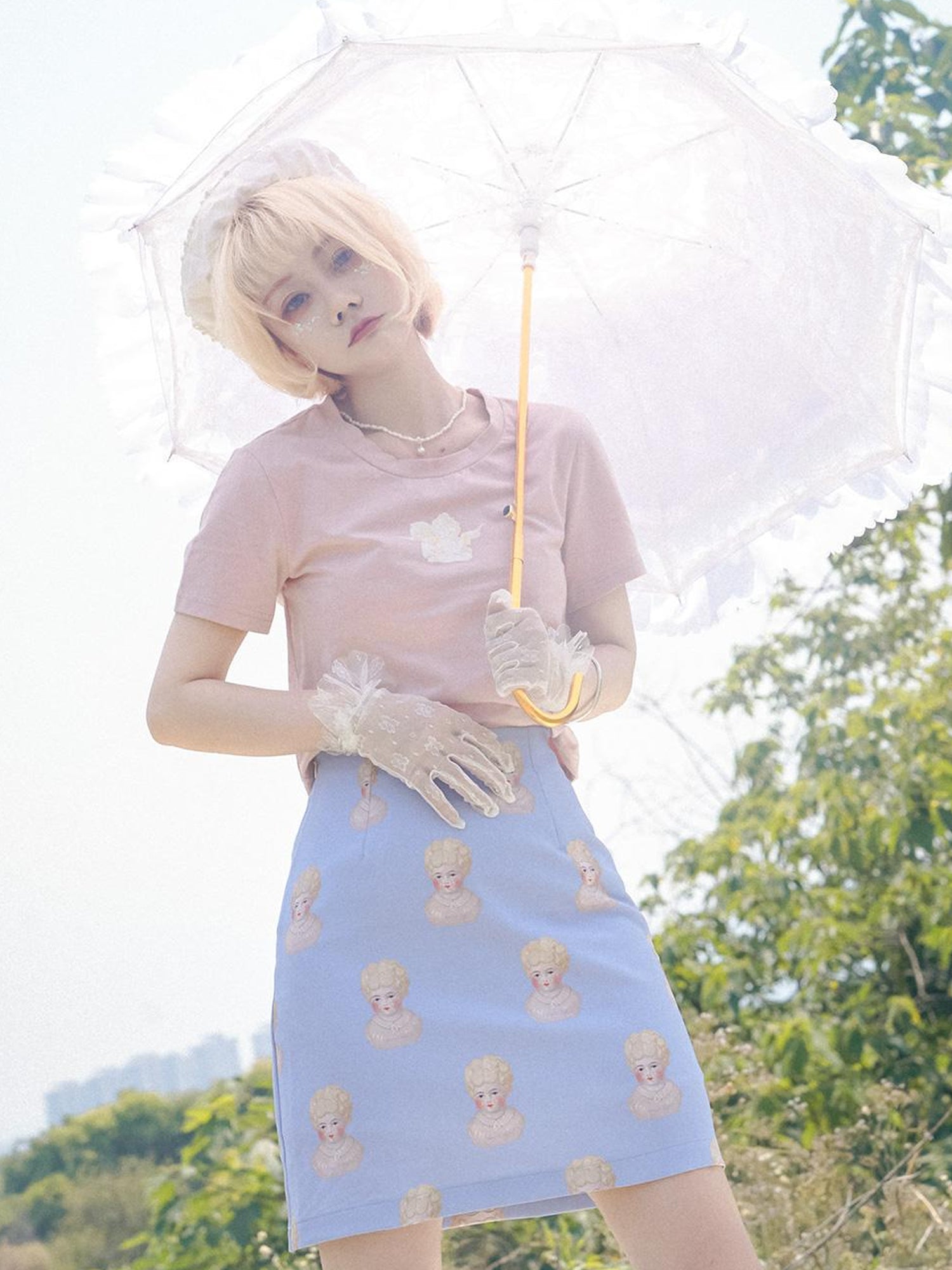 Daytoday Vintage Porcelain Doll Floral Print Midi Skirt