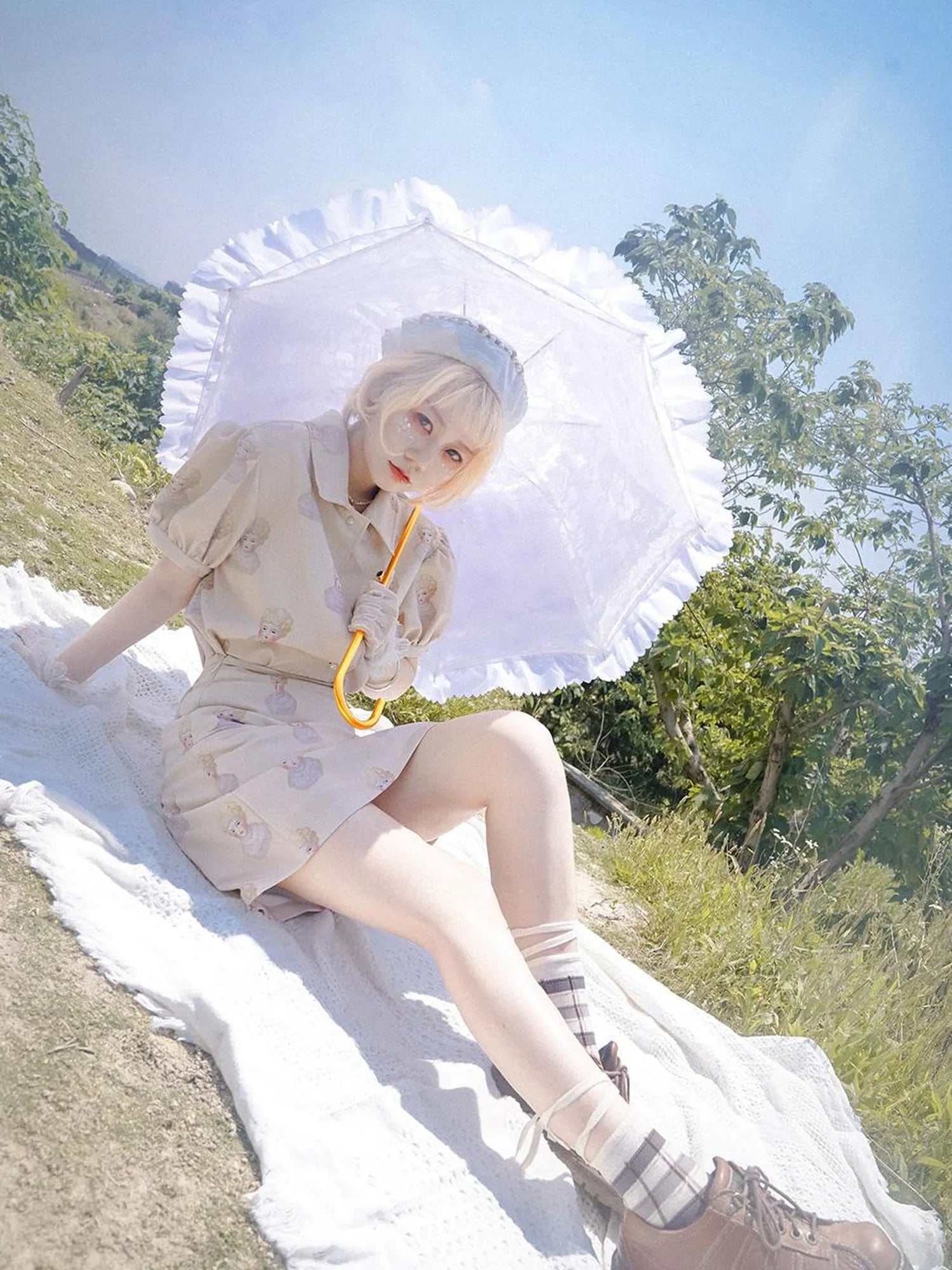 Vintage Porcelain Doll Floral Print Midi Skirt