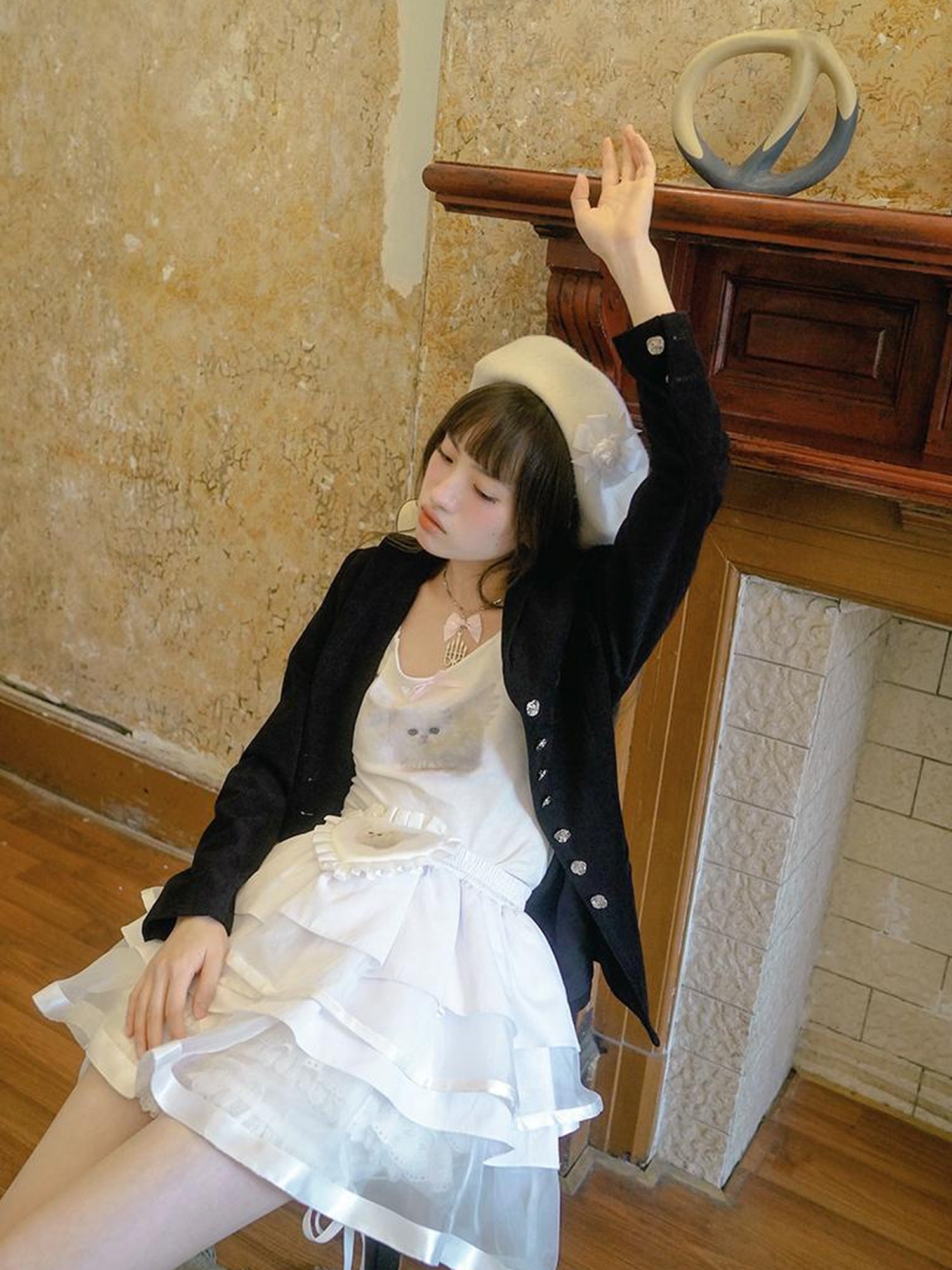 Daytoday Vintage Rose Jacquard Sailor Collar Blazer