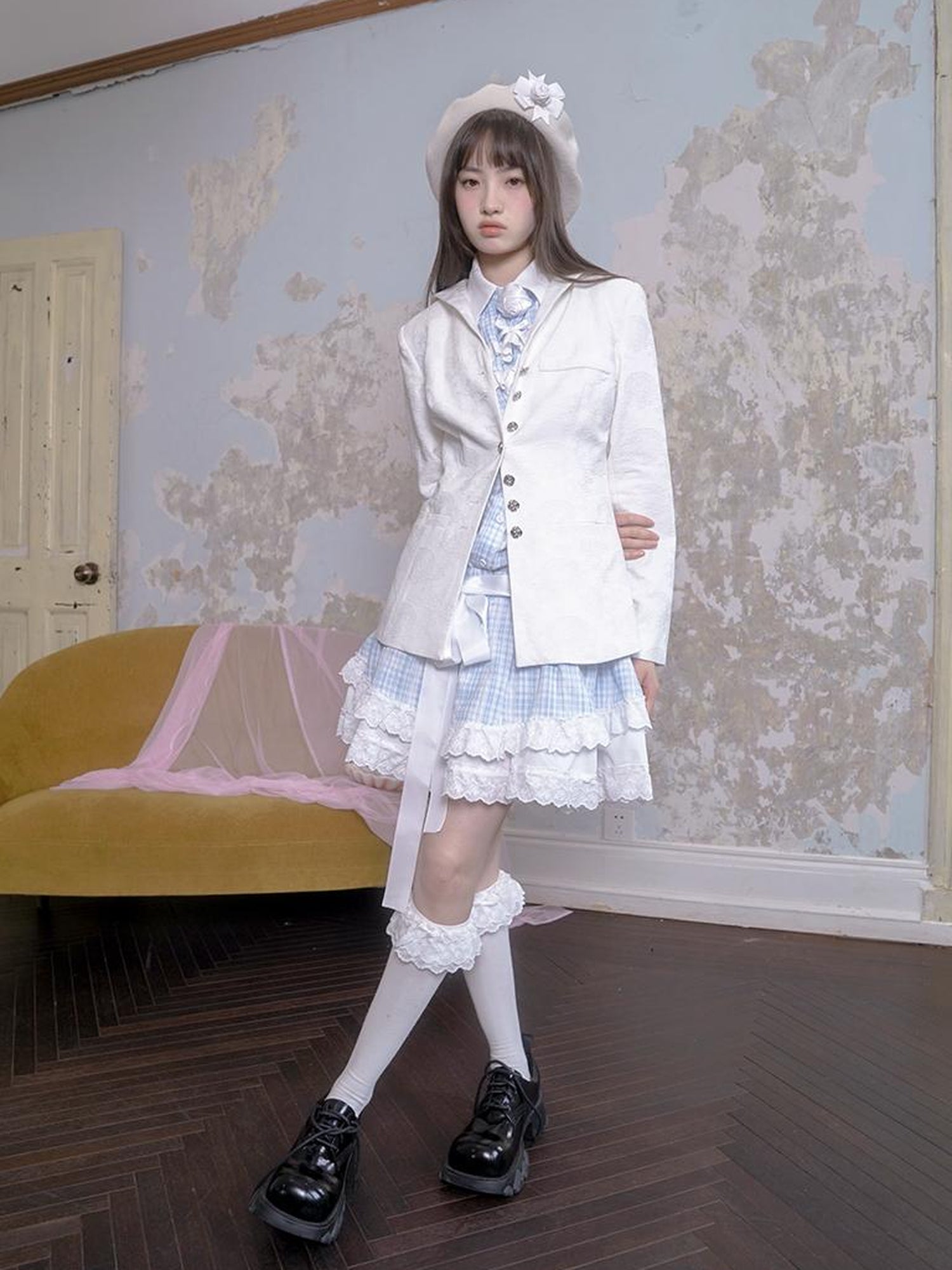 Daytoday Vintage Rose Jacquard Sailor Collar Blazer