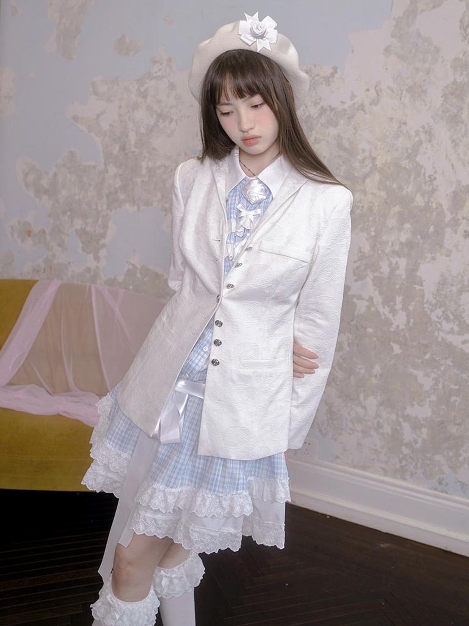 Daytoday Vintage Rose Jacquard Sailor Collar Blazer