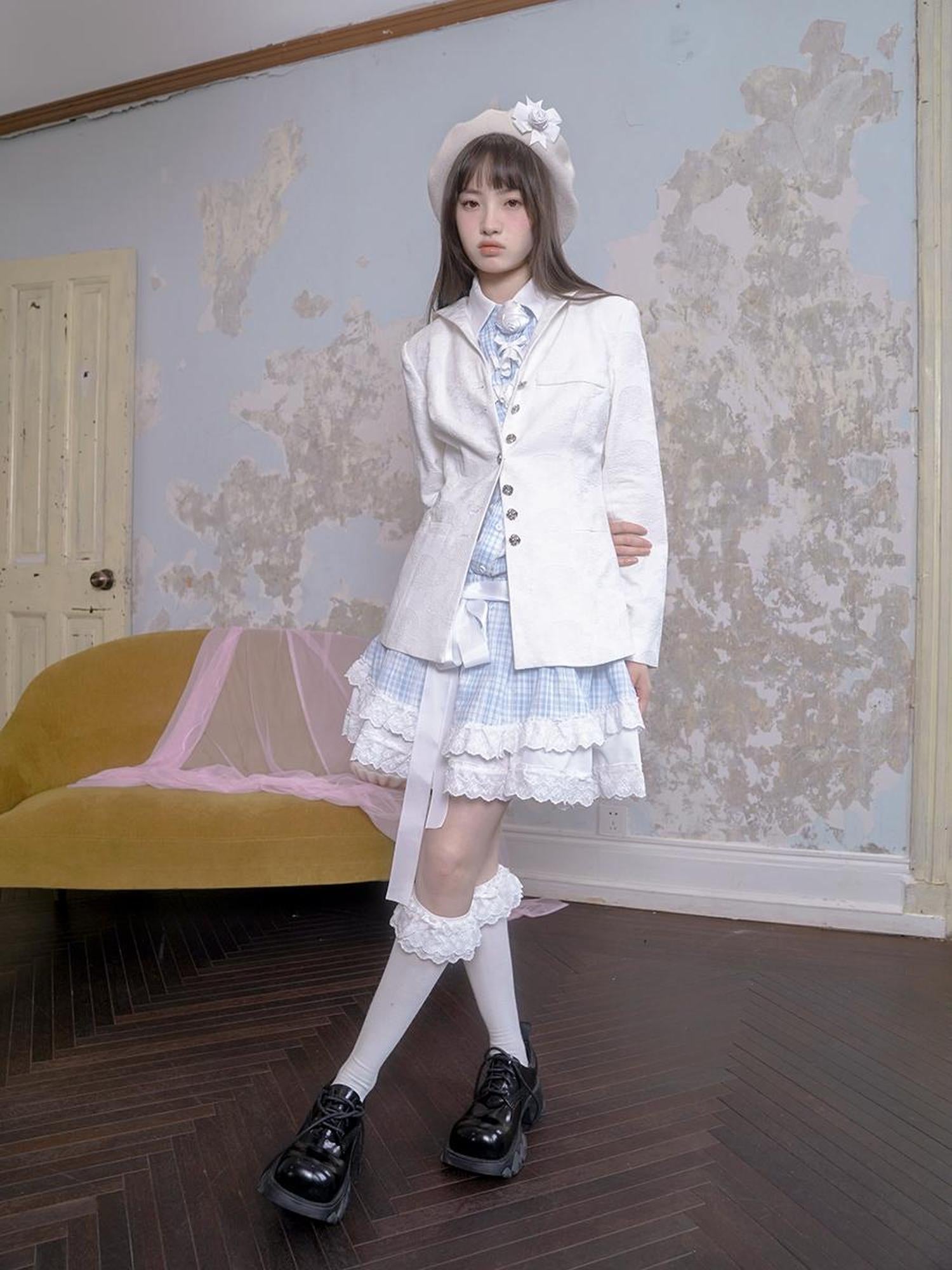 Daytoday Vintage Rose Jacquard Sailor Collar Blazer