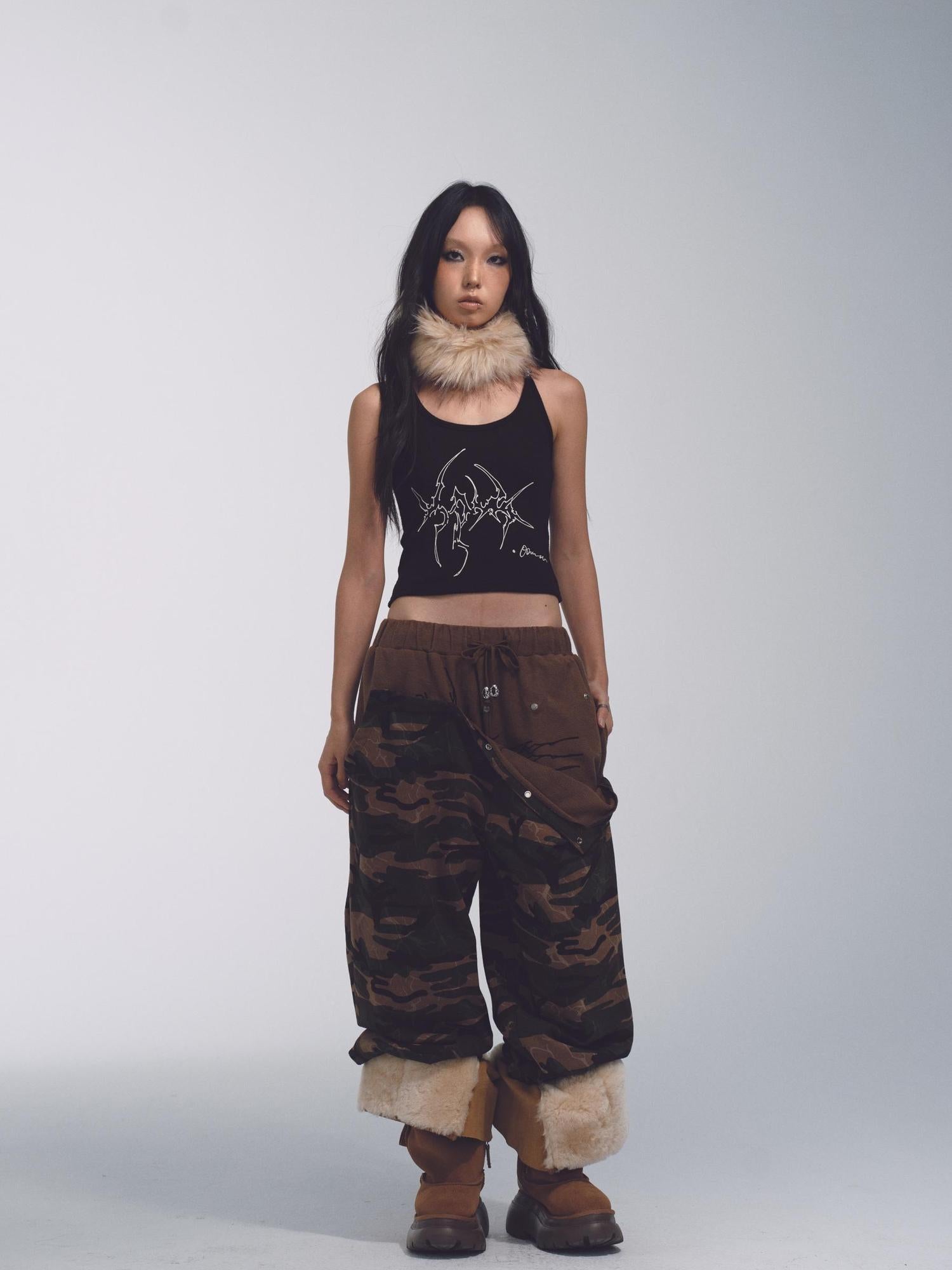 NONAME SPACE Deformed Camo Low Waist Sweatpants Loose Fit Stretch Print