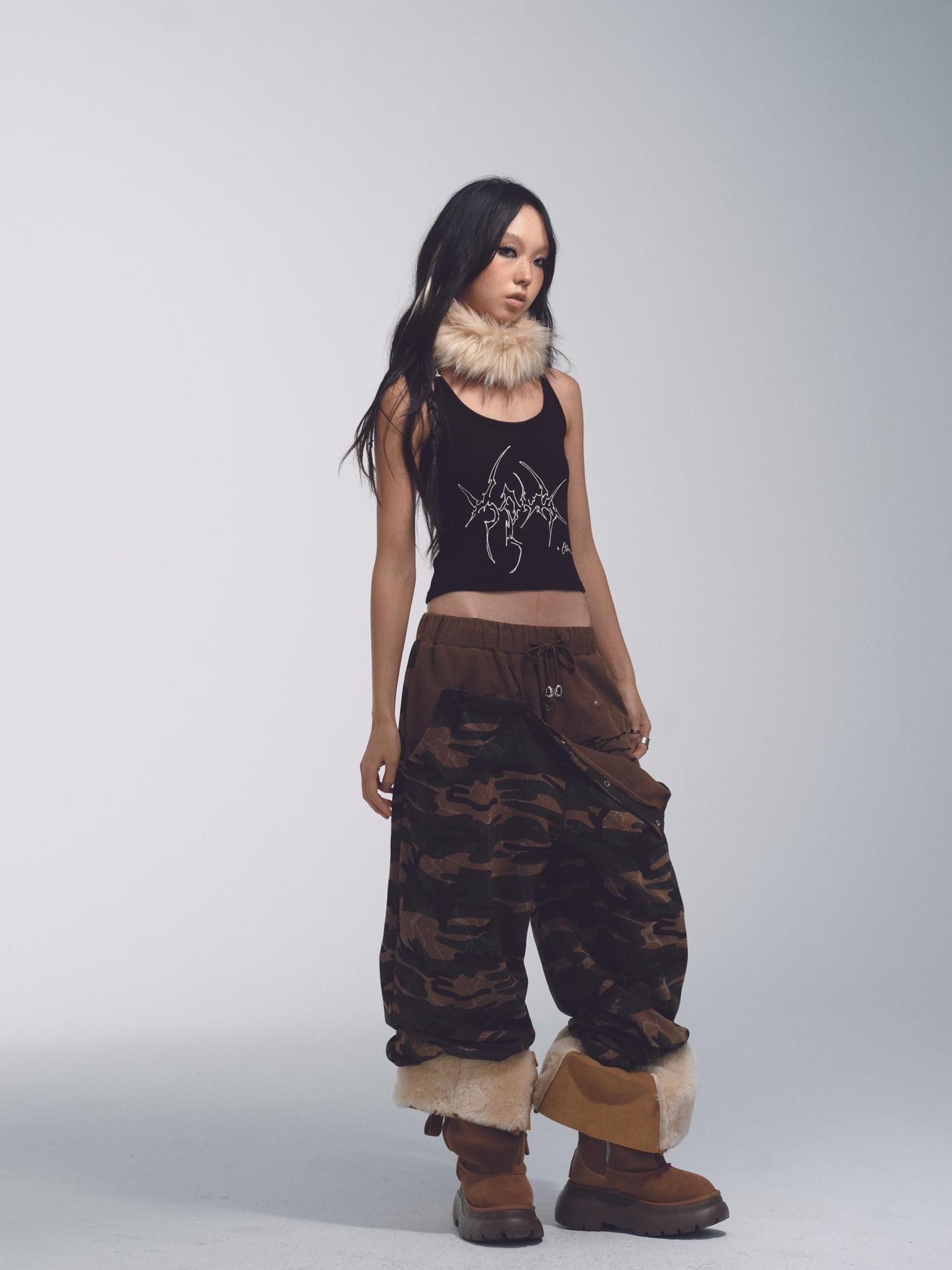 NONAME SPACE Deformed Camo Low Waist Sweatpants Loose Fit Stretch Print