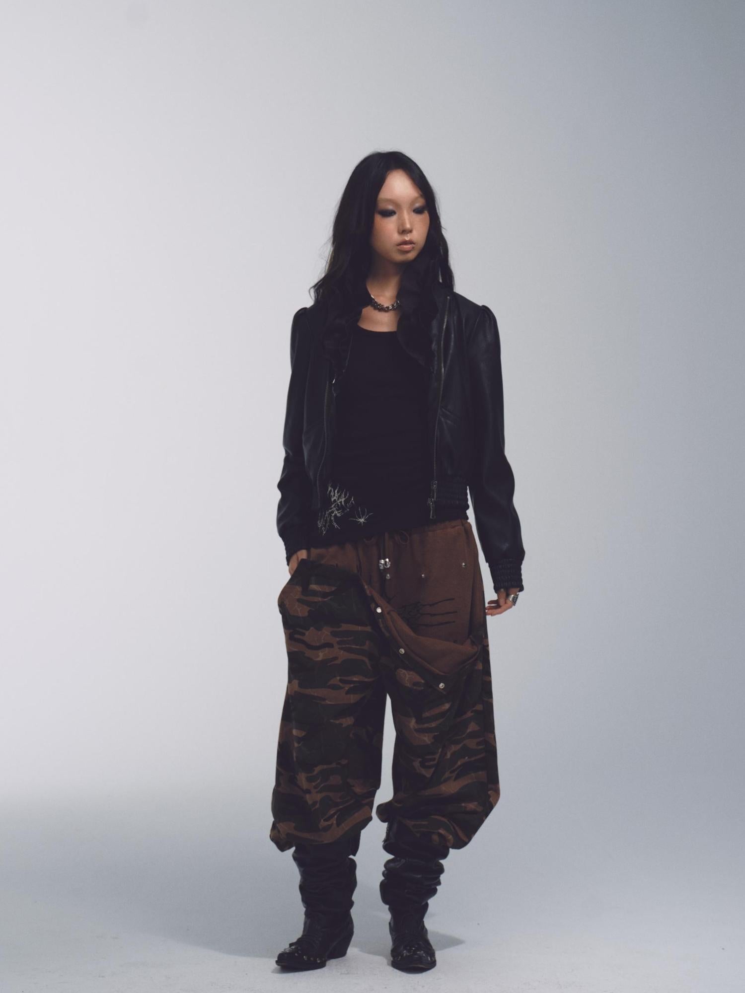 NONAME SPACE Deformed Camo Low Waist Sweatpants Loose Fit Stretch Print