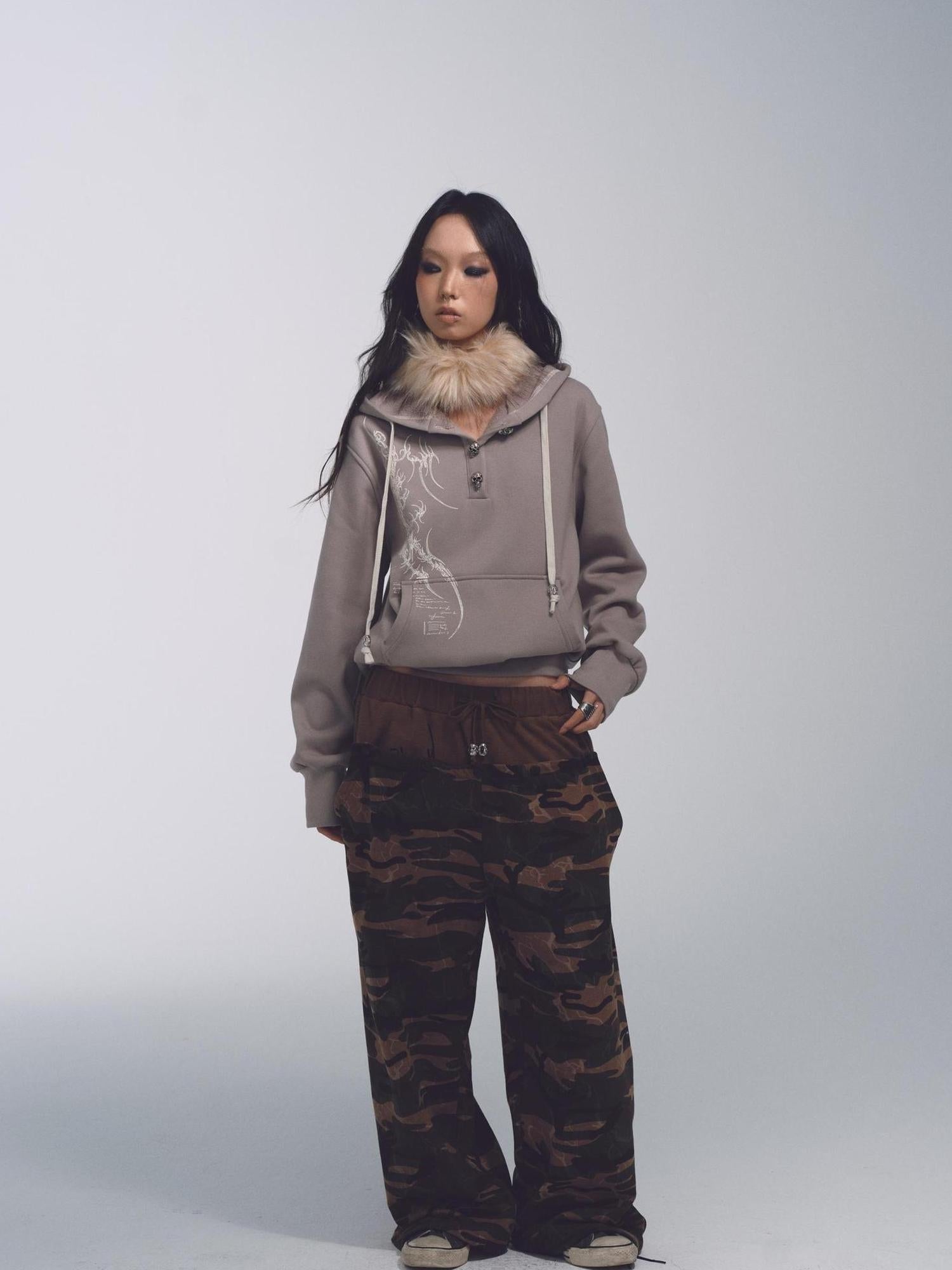 NONAME SPACE Deformed Camo Low Waist Sweatpants Loose Fit Stretch Print