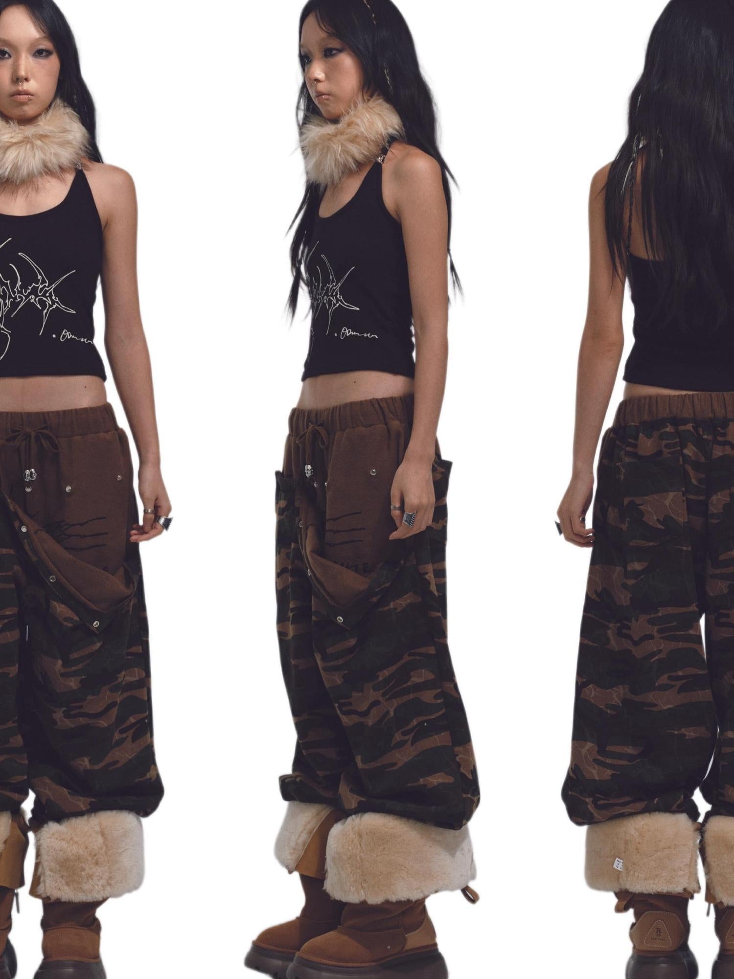 NONAME SPACE Deformed Camo Low Waist Sweatpants Loose Fit Stretch Print