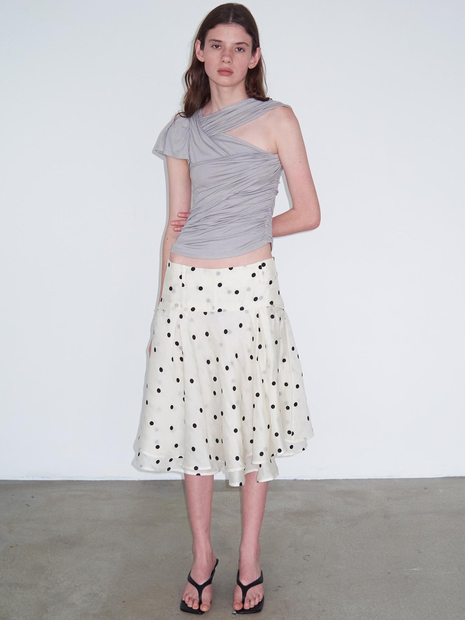 Delivery Asymmetric Pleated Sleeveless T-Shirt Multi-Way Wear Light Gray