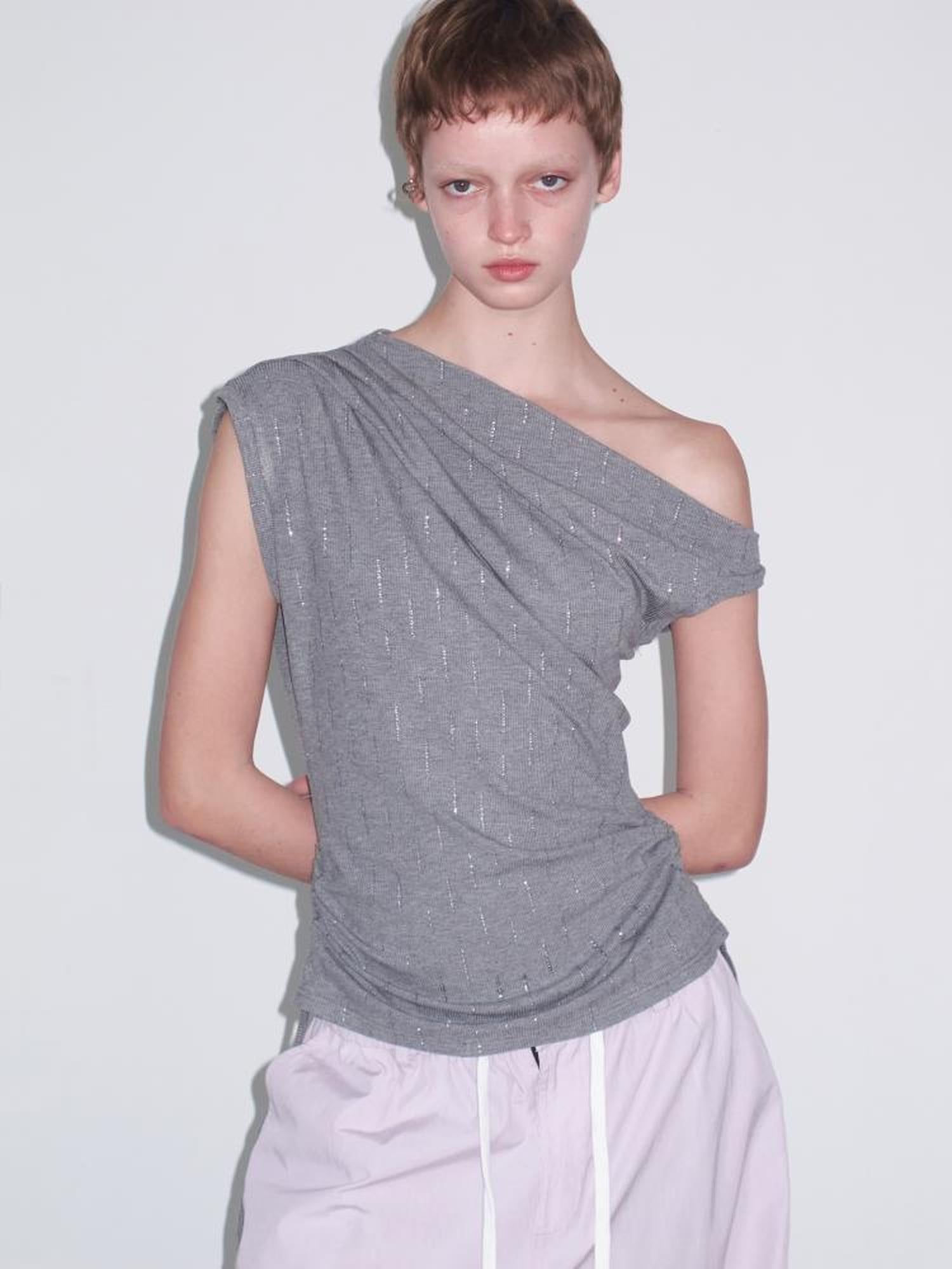 Delivery Asymmetric Shoulder Ruffle Top With Drawstring And Metallic Detail