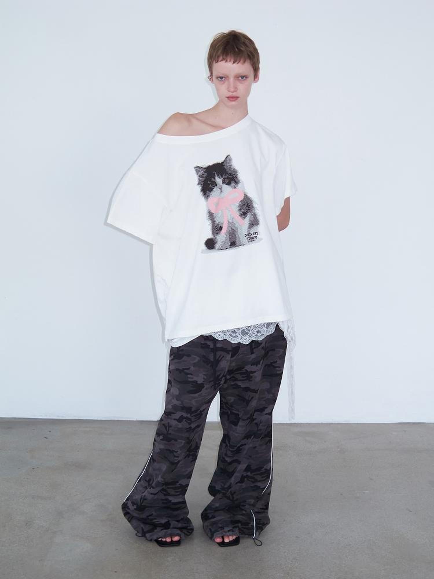 Delivery Butterfly Bow Print Wide Neck White T-shirt Off Shoulder Top