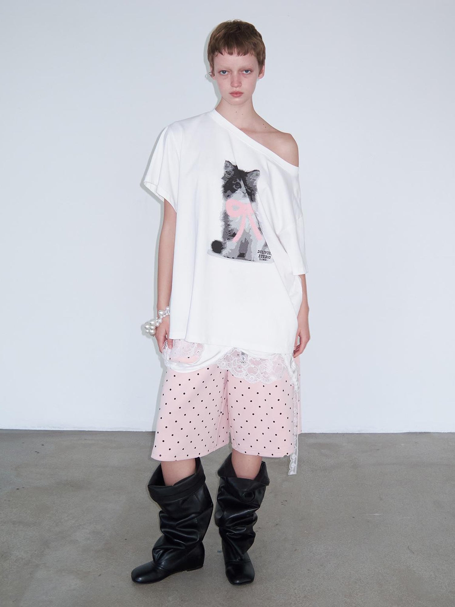 Delivery Butterfly Bow Print Wide Neck White T-shirt Off Shoulder Top