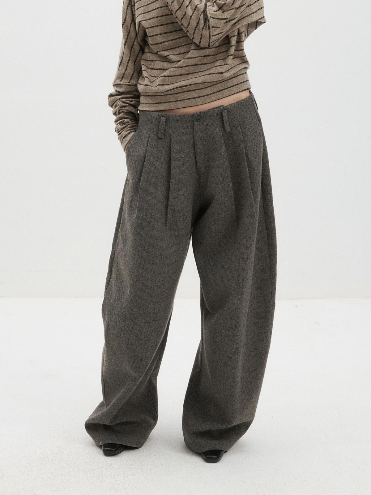 Delivery Curved Straight Leg Wool Blend Women&