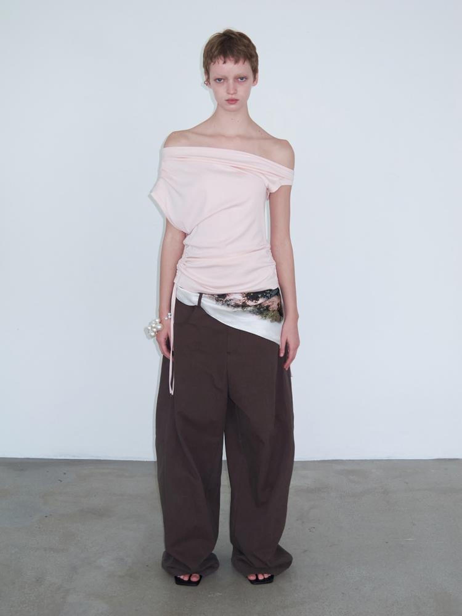 Delivery Delivery Brown Loose Fit Curve Hem Trousers