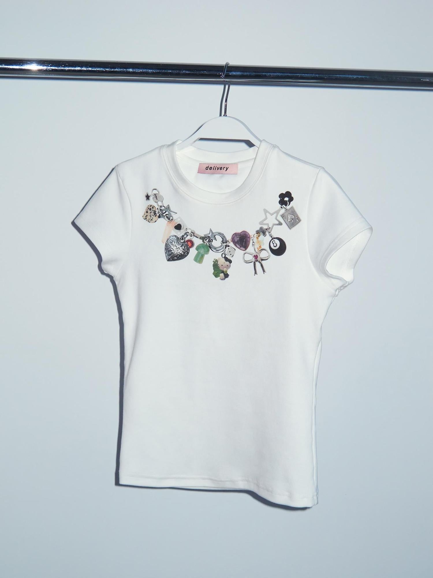 Delivery Delivery Colorful Beaded Necklace Print T-Shirt