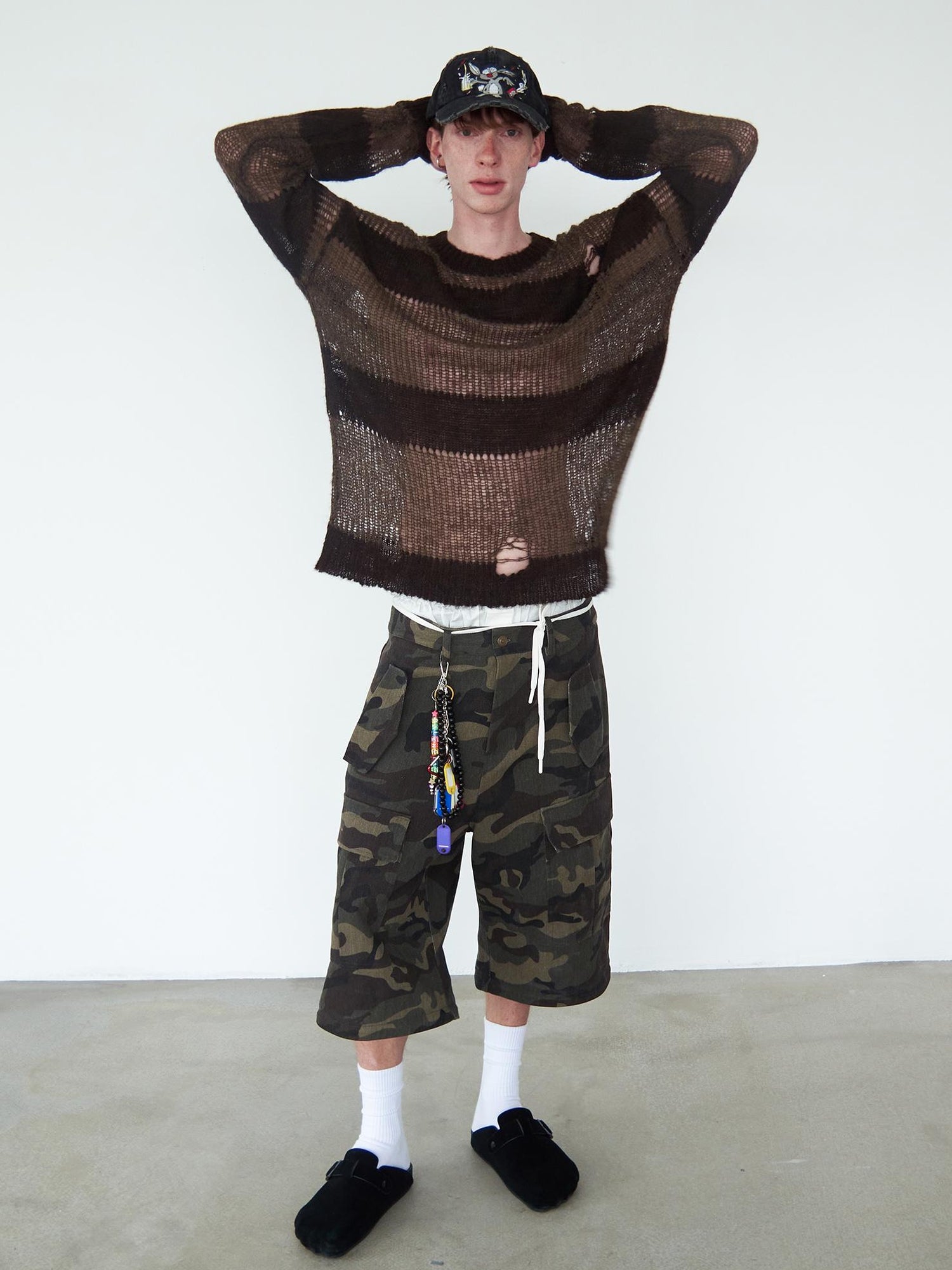 Delivery Distressed Knit Sweater With Brown Striped Texture