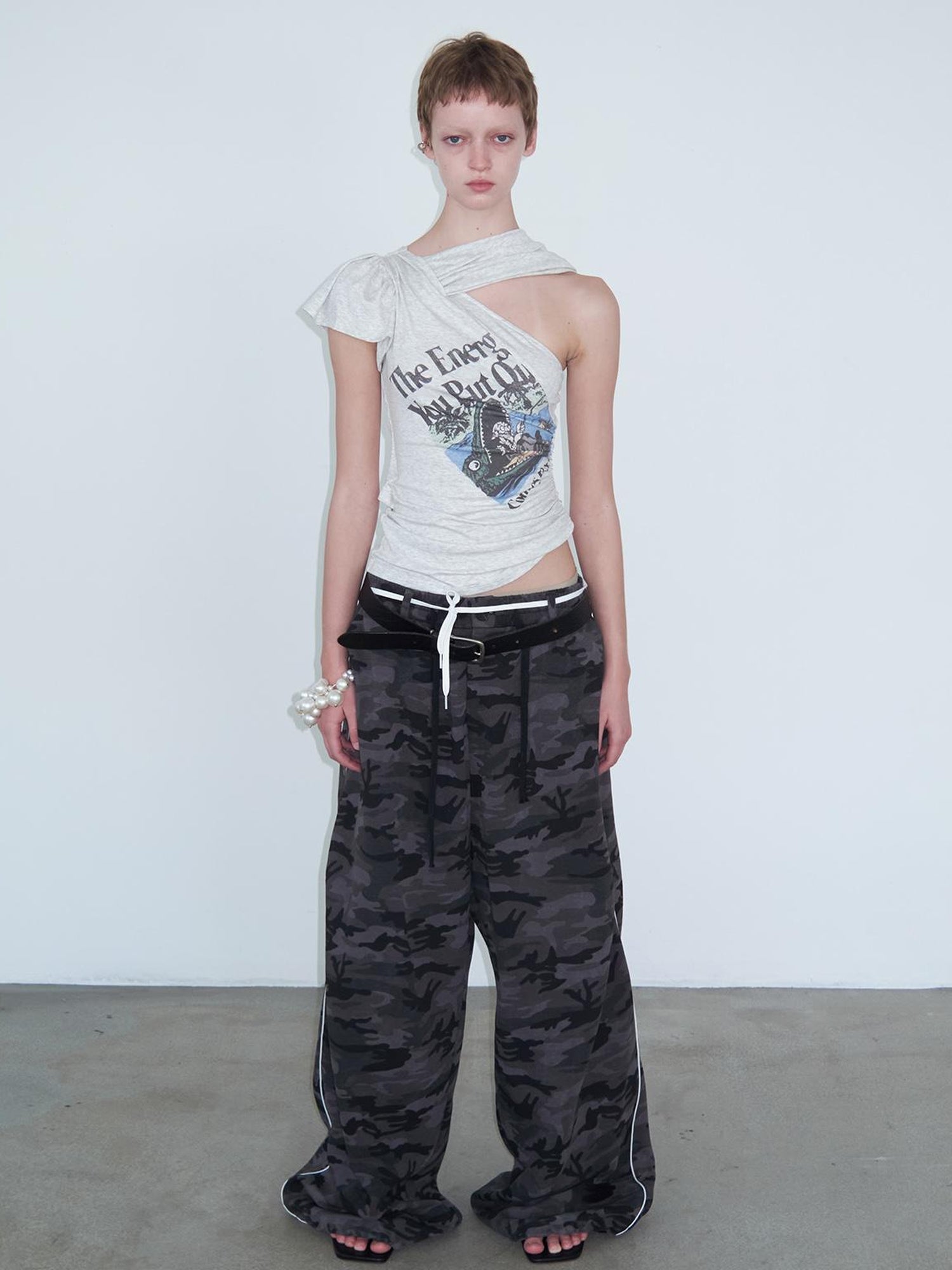 Delivery Energy Folded Sleeve Crop Top