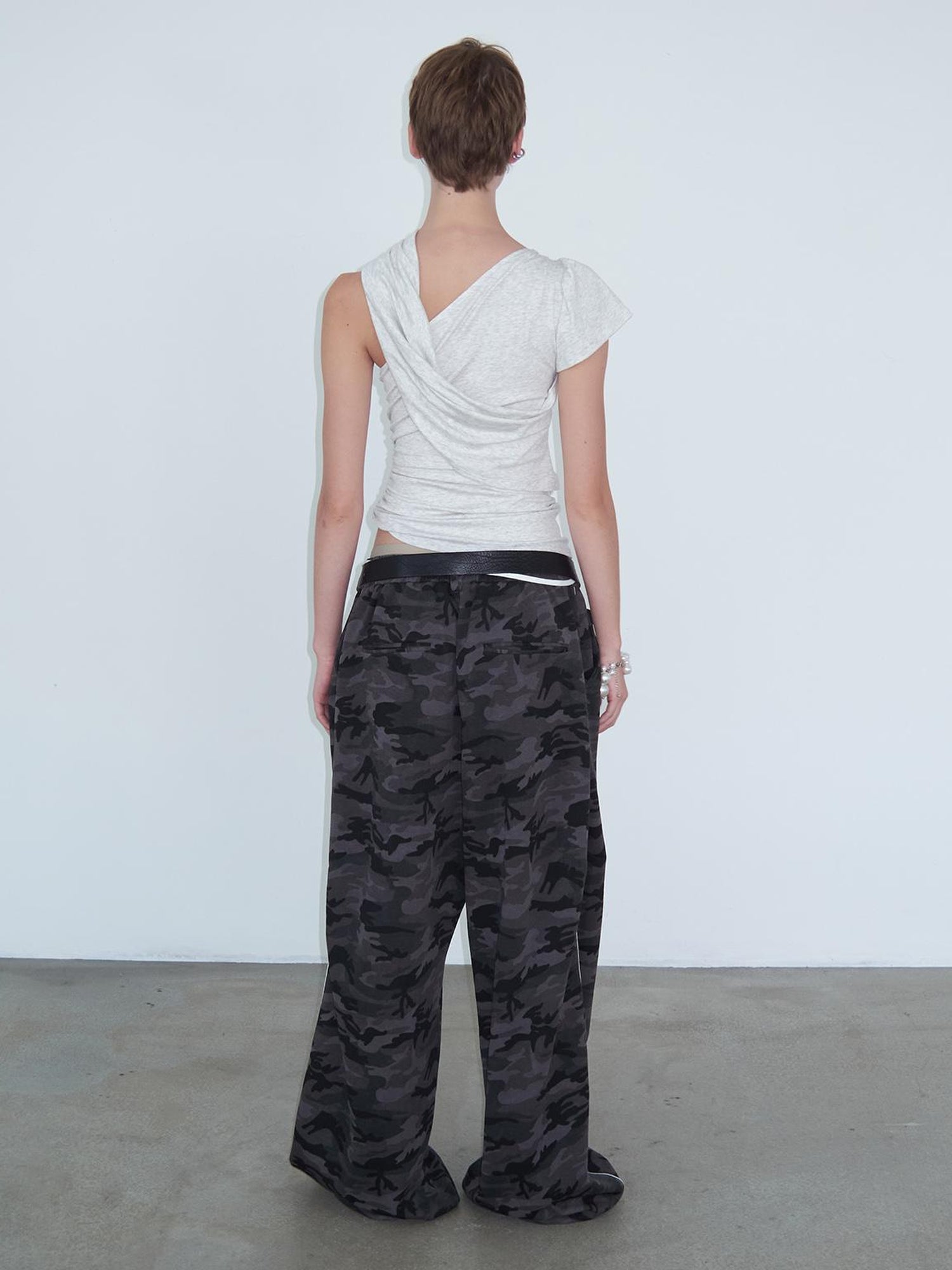 Delivery Energy Folded Sleeve Crop Top