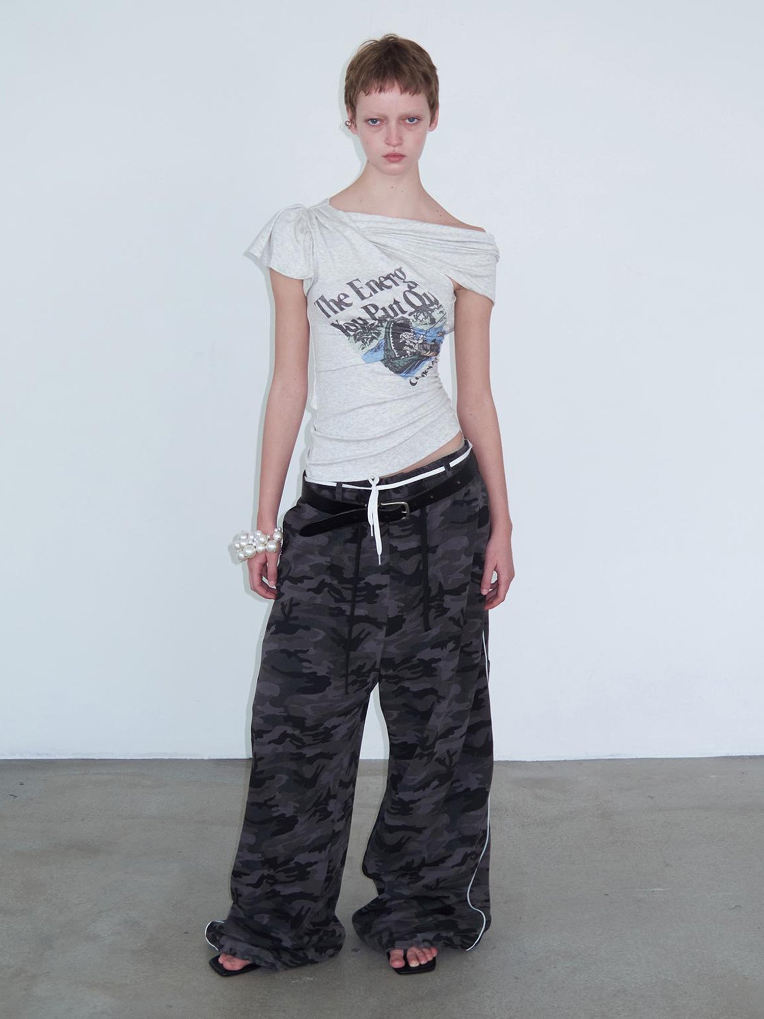 Delivery Energy Folded Sleeve Crop Top