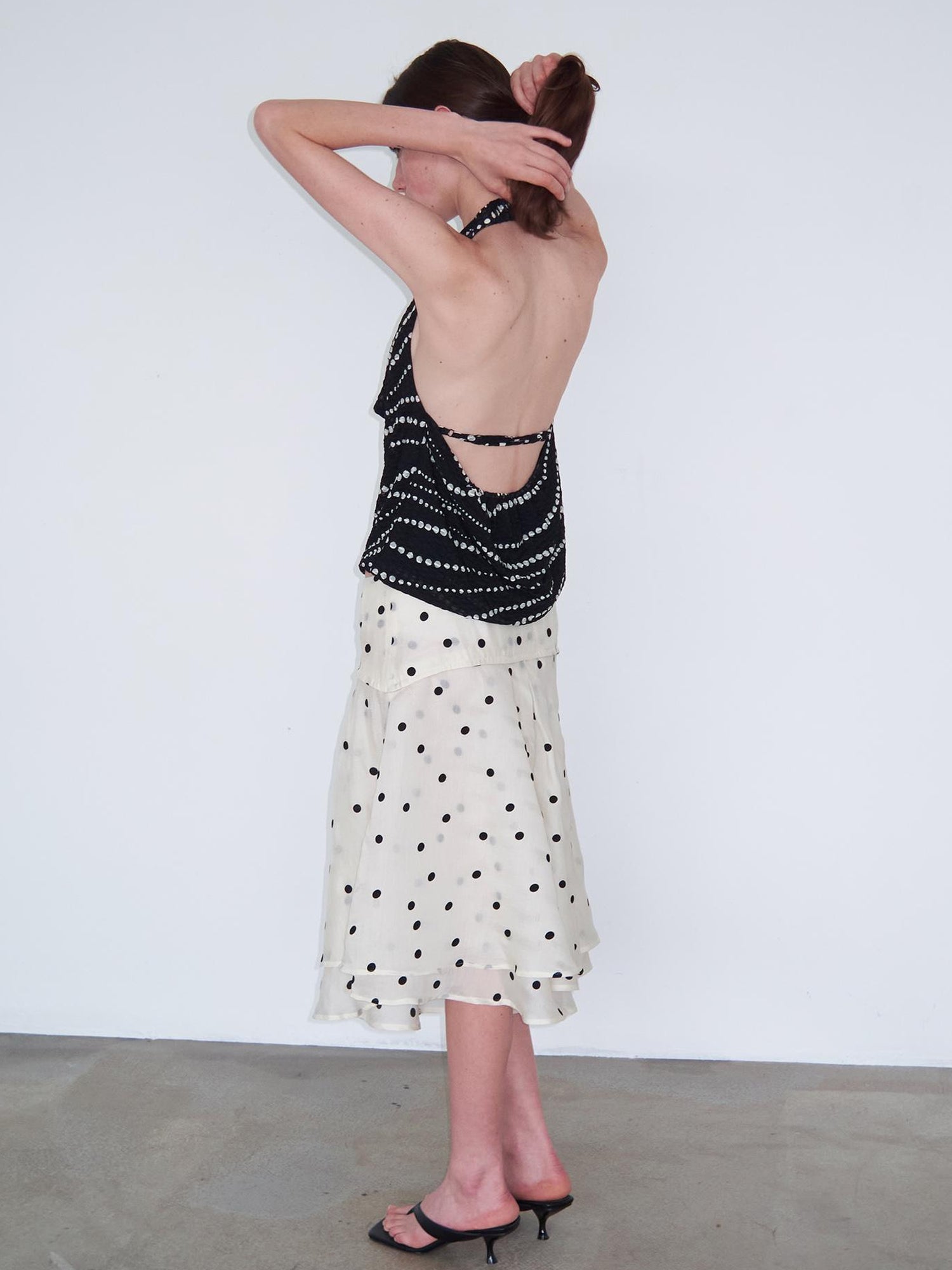 Delivery Gradient Dot Textured Halter Neck Top