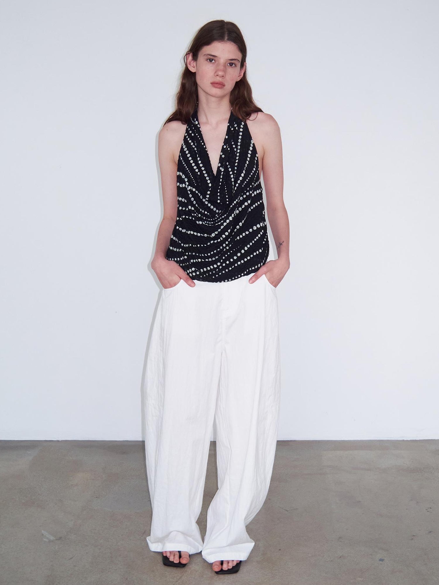 Delivery Gradient Dot Textured Halter Neck Top