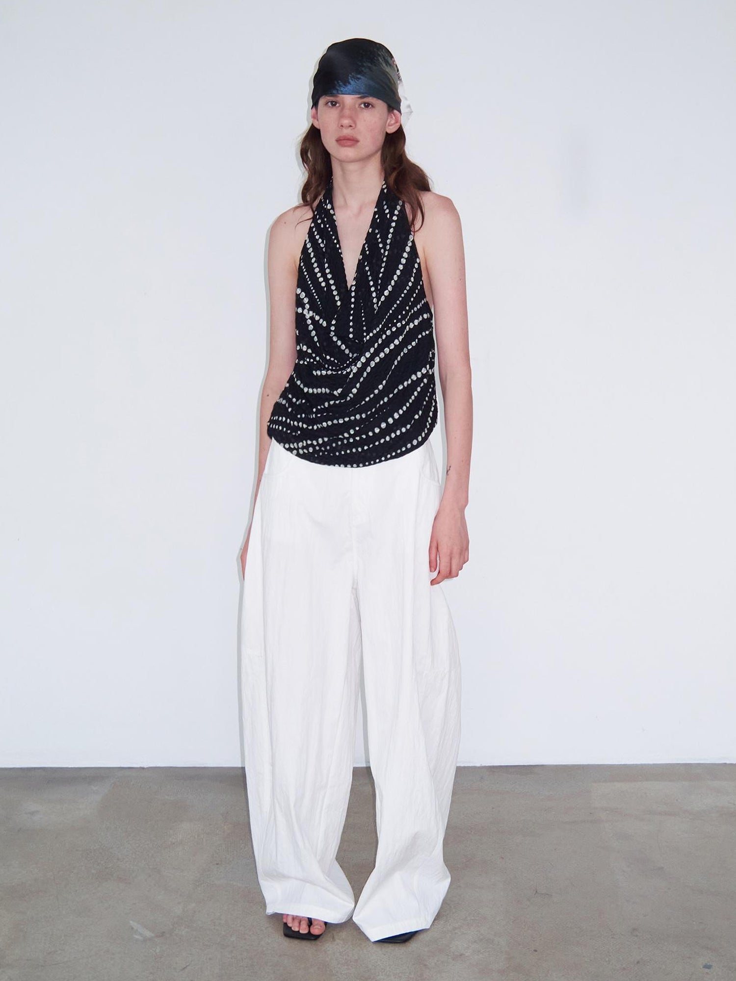 Delivery Gradient Dot Textured Halter Neck Top