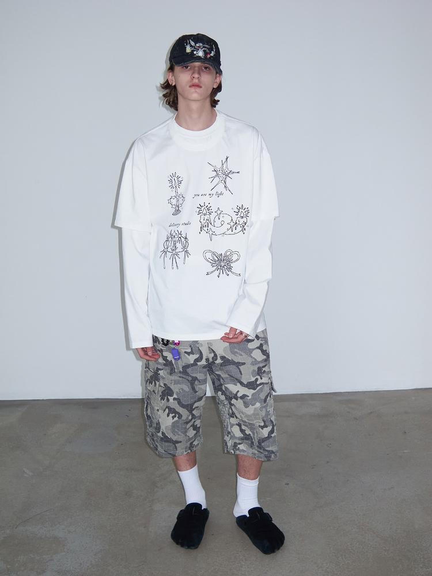 Delivery Graffiti Print Drop Shoulder T-shirt With Double Collar and Sleeve Design
