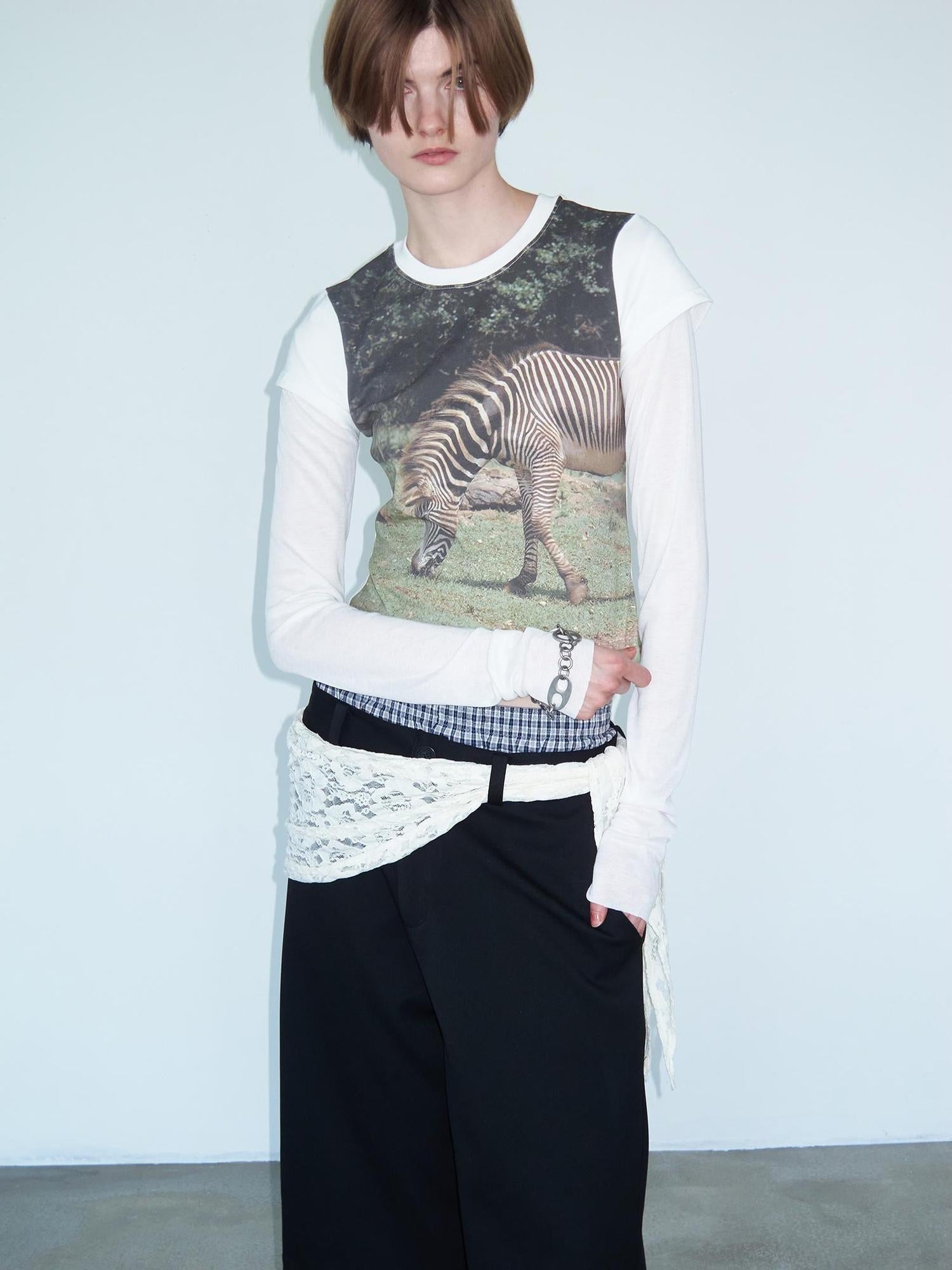 Delivery Green Zebra Nature Print Fitted V-neck T-shirt Long Sleeve