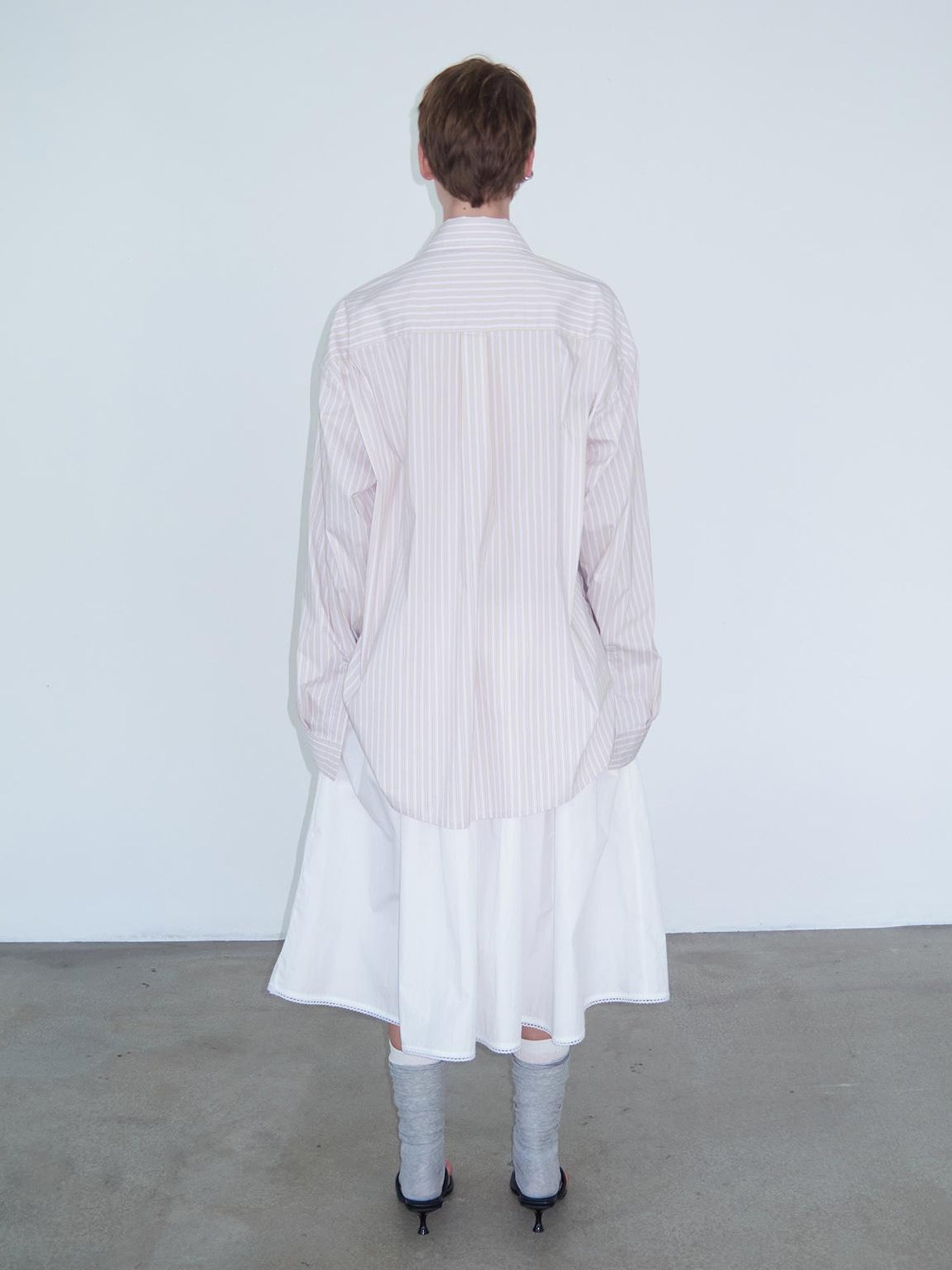 Delivery Irregular 3D Pleated Lace Trimmed Shirt In Lavender Stripe