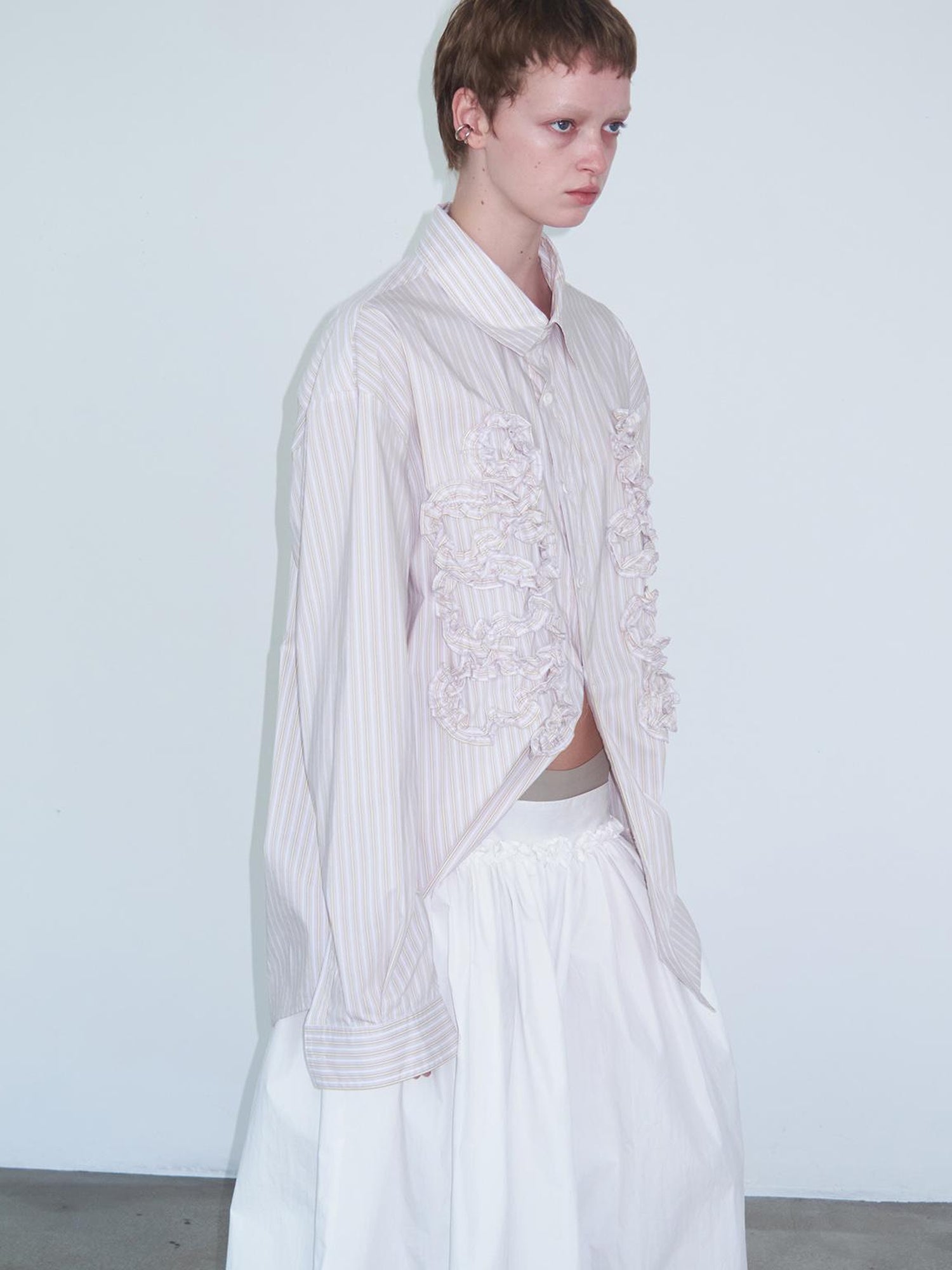 Delivery Irregular 3D Pleated Lace Trimmed Shirt In Lavender Stripe