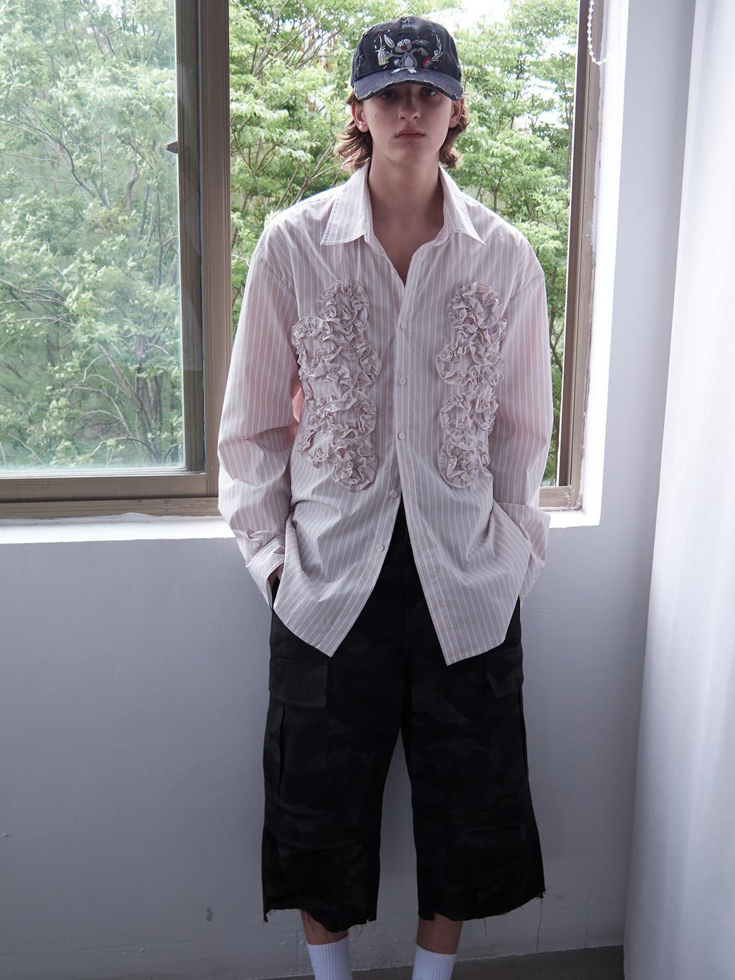 Delivery Irregular 3D Pleated Lace Trimmed Shirt In Lavender Stripe