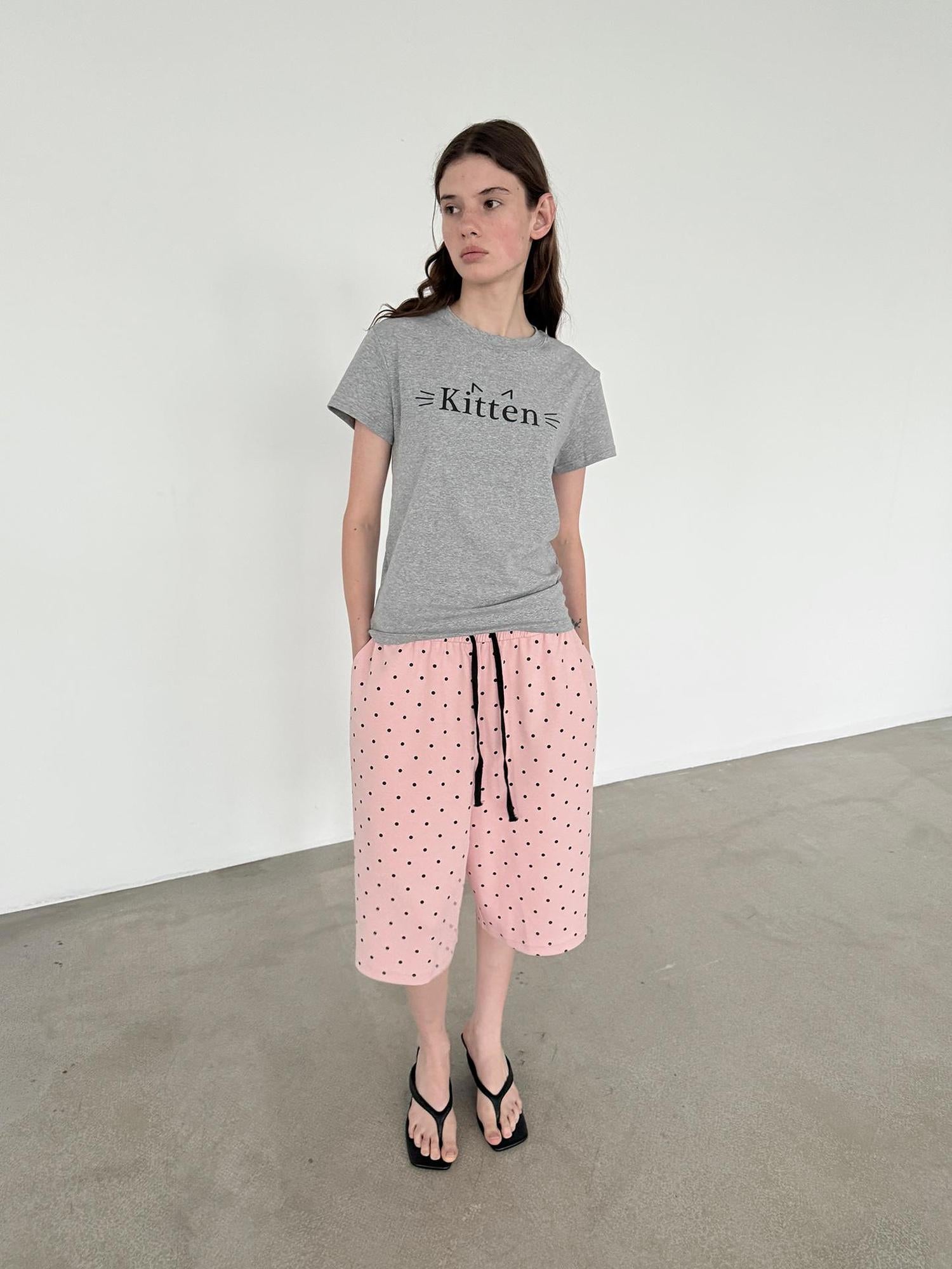 Delivery Kitten Print Cropped T-shirt Unisex Fit Casual Short Sleeve Top