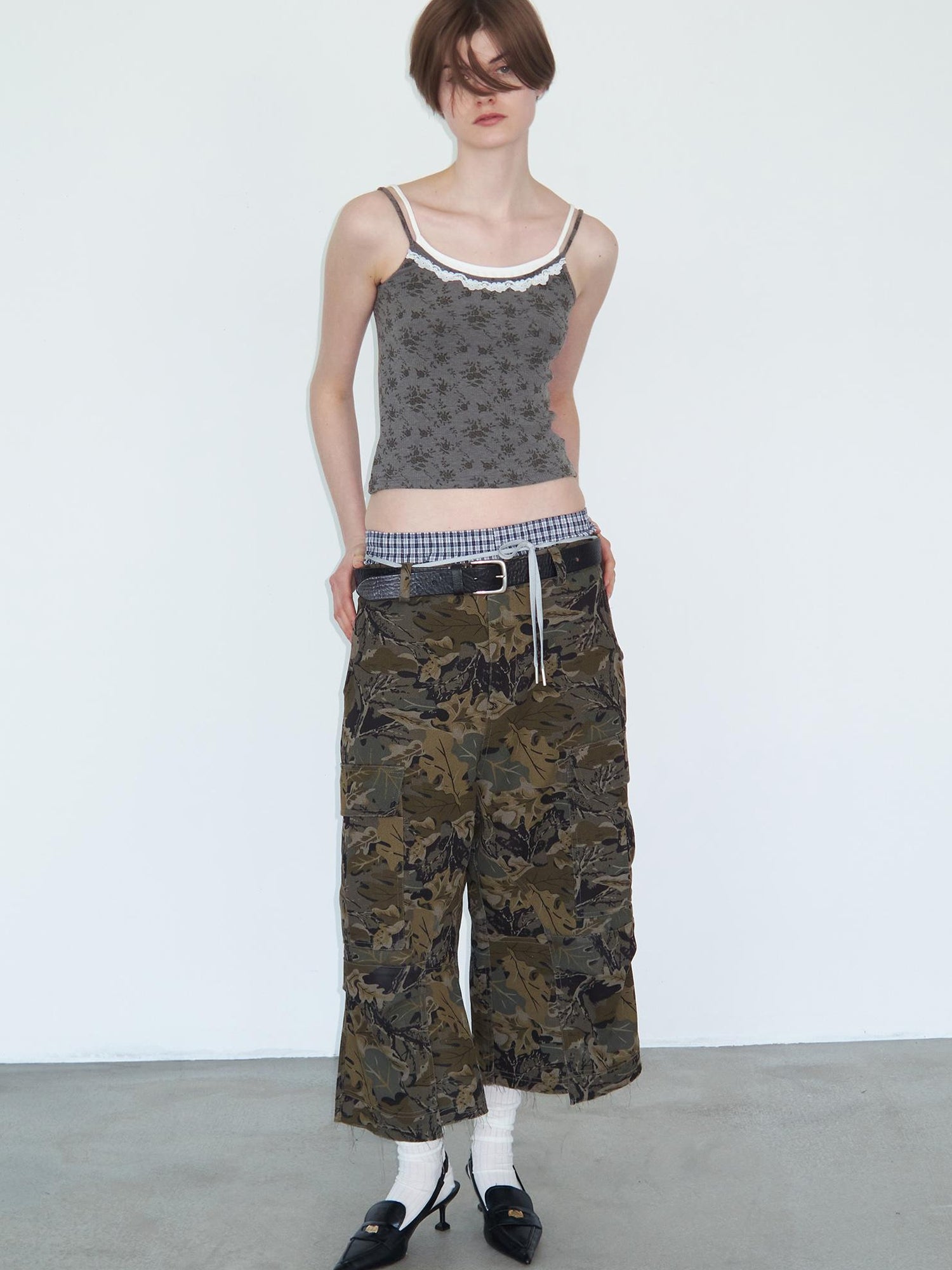 Delivery Lace Paneled Knit Camisole With Floral Print