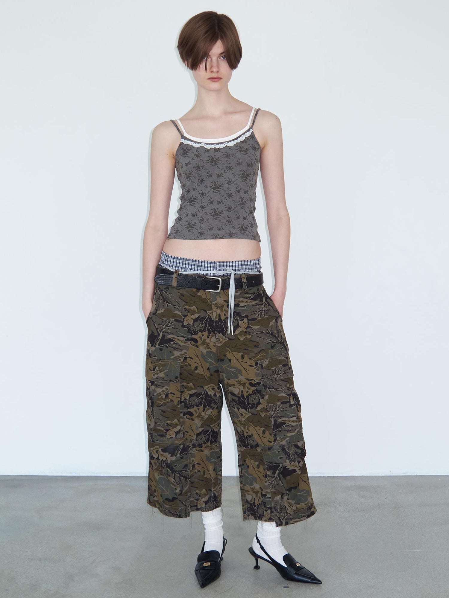 Delivery Lace Paneled Knit Camisole With Floral Print
