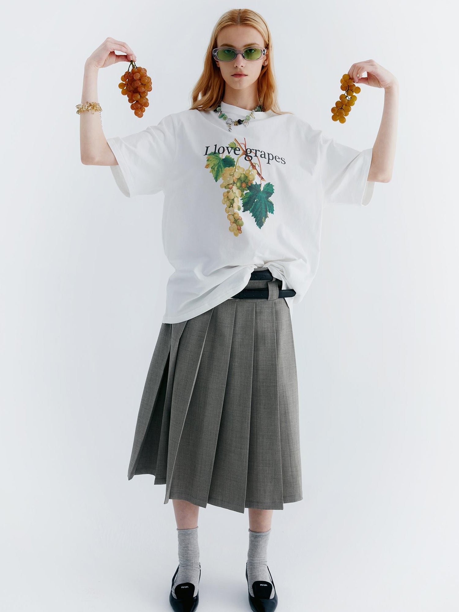 Delivery Love Grapes Print T-Shirt