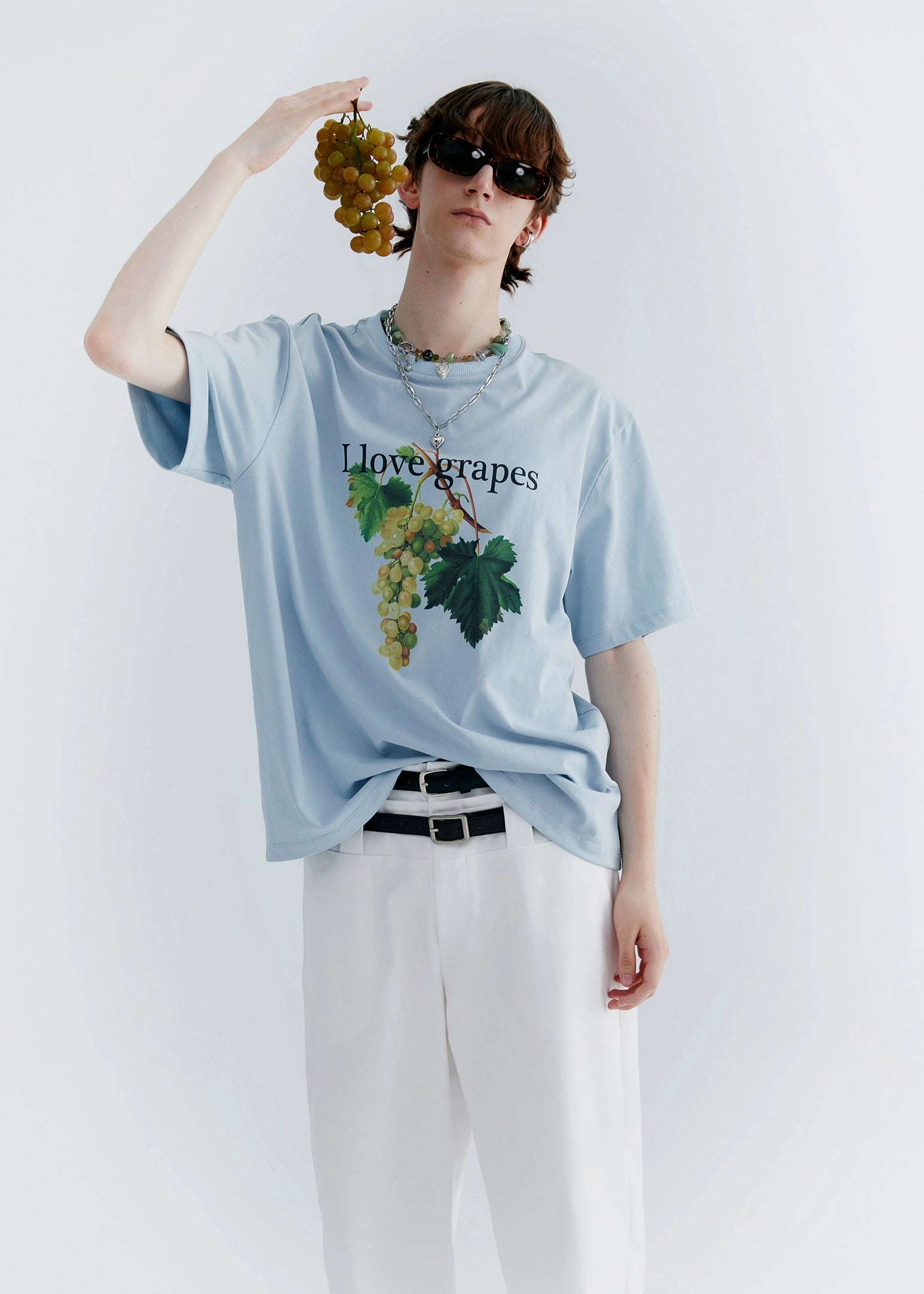 Delivery_Love_Grapes_Print_T-Shirt_MISSTT