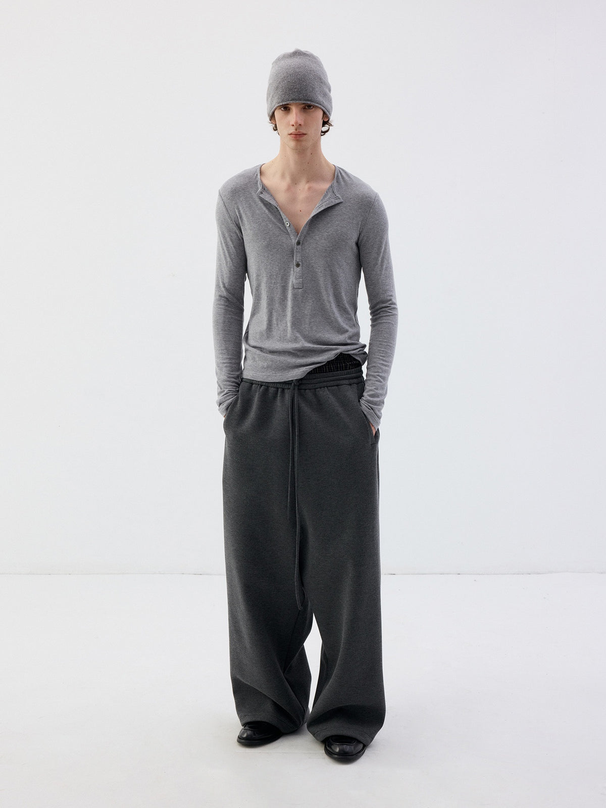 Delivery_Slim_Fit_Henley_Neck_Lyocell_Wool_Women&
