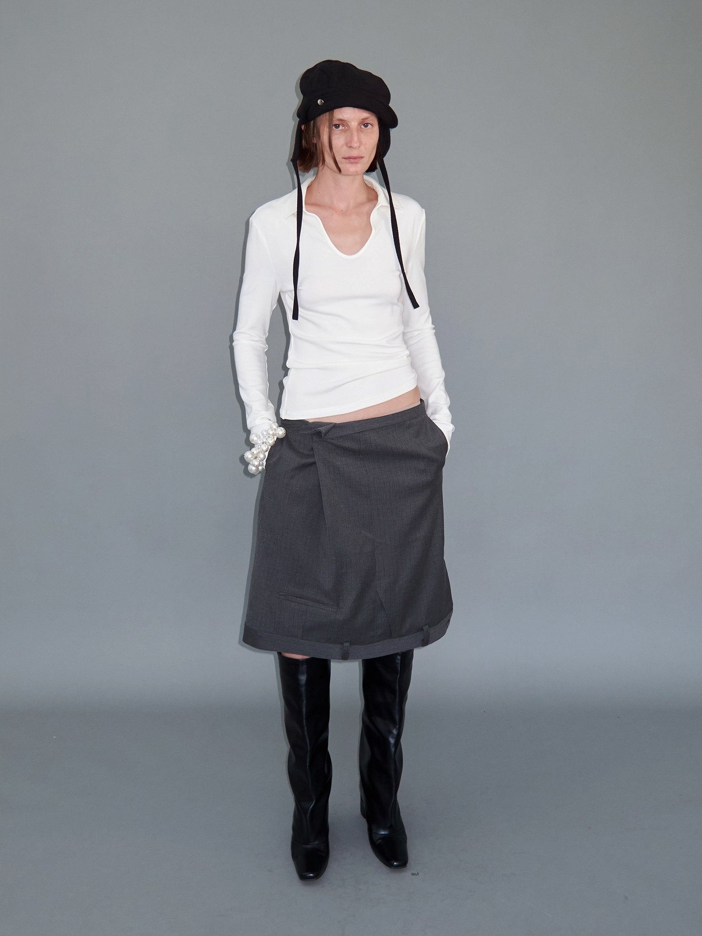 Delivery_Slim_Fit_Polo_U_Neck_Knit_Lettering_Women&