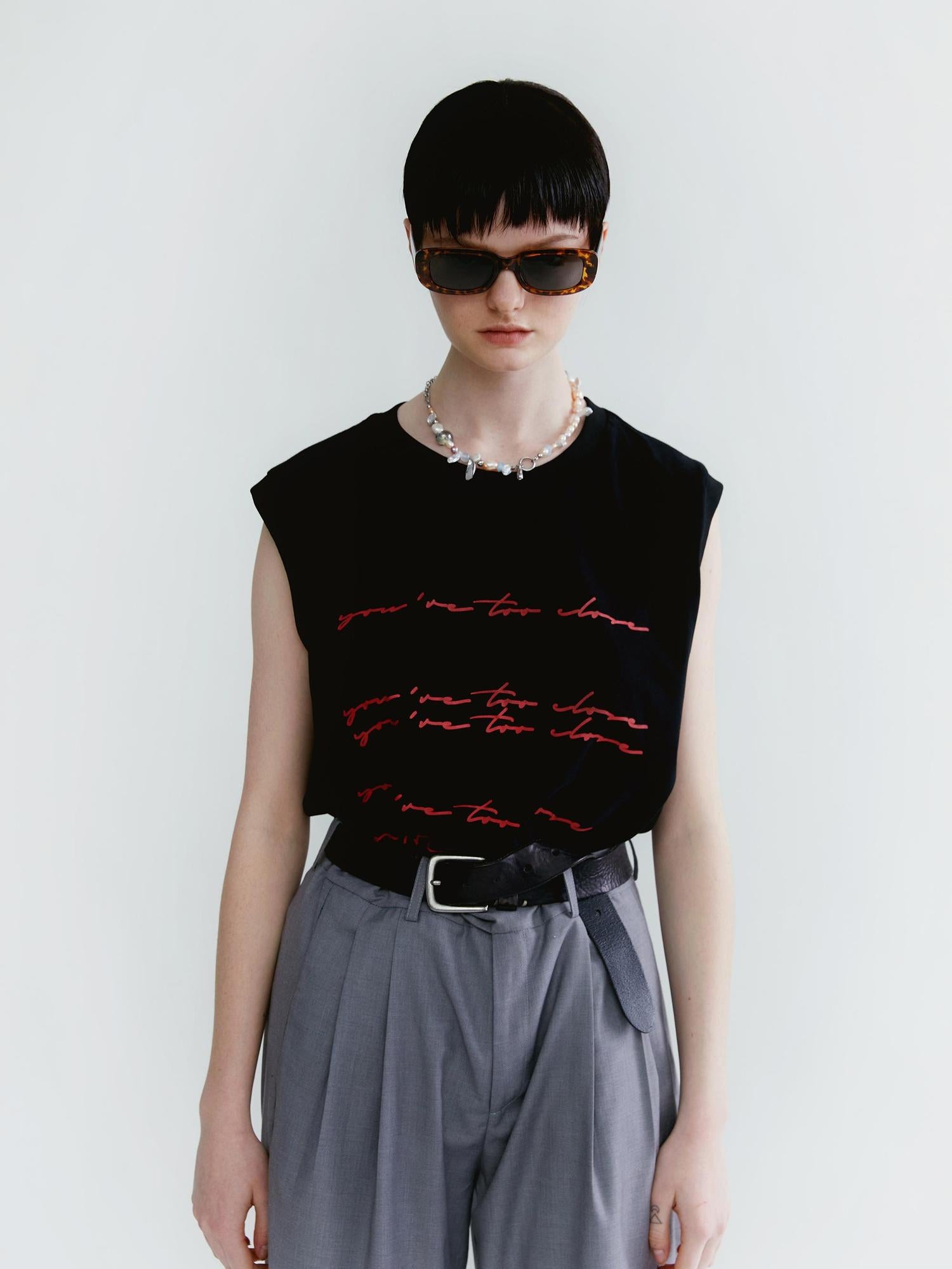 Delivery Street Print Sleeveless Tee Relaxed Fit Vest