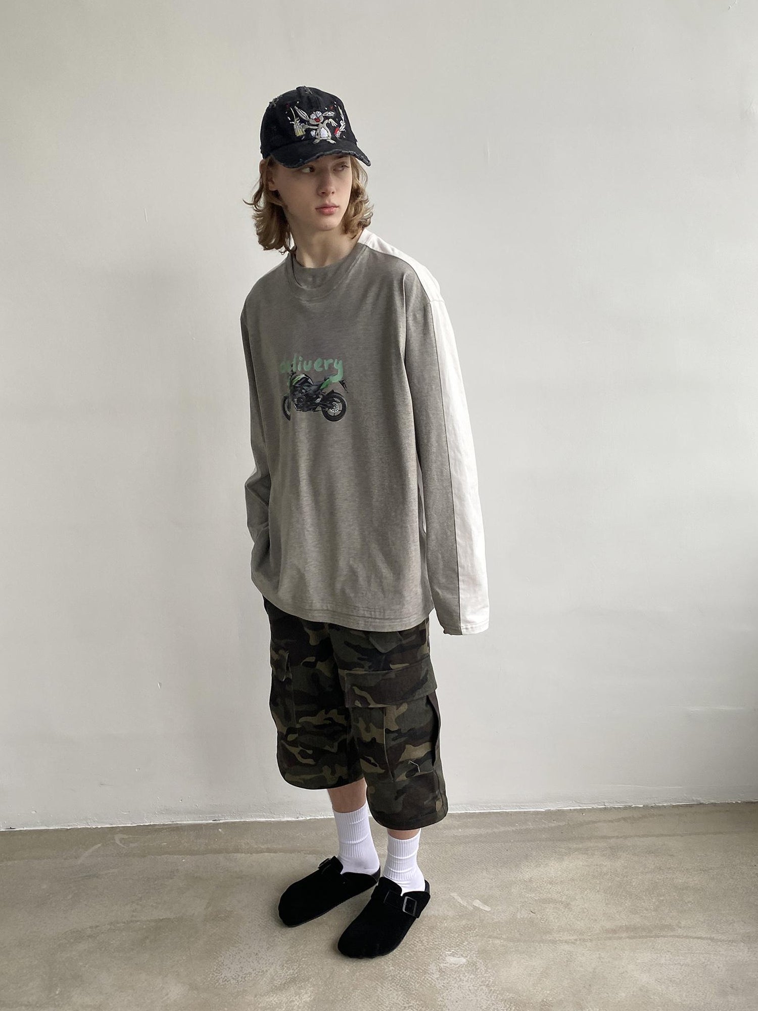 Delivery Two Tone Collar Motorcycle Print Long Sleeve Tee