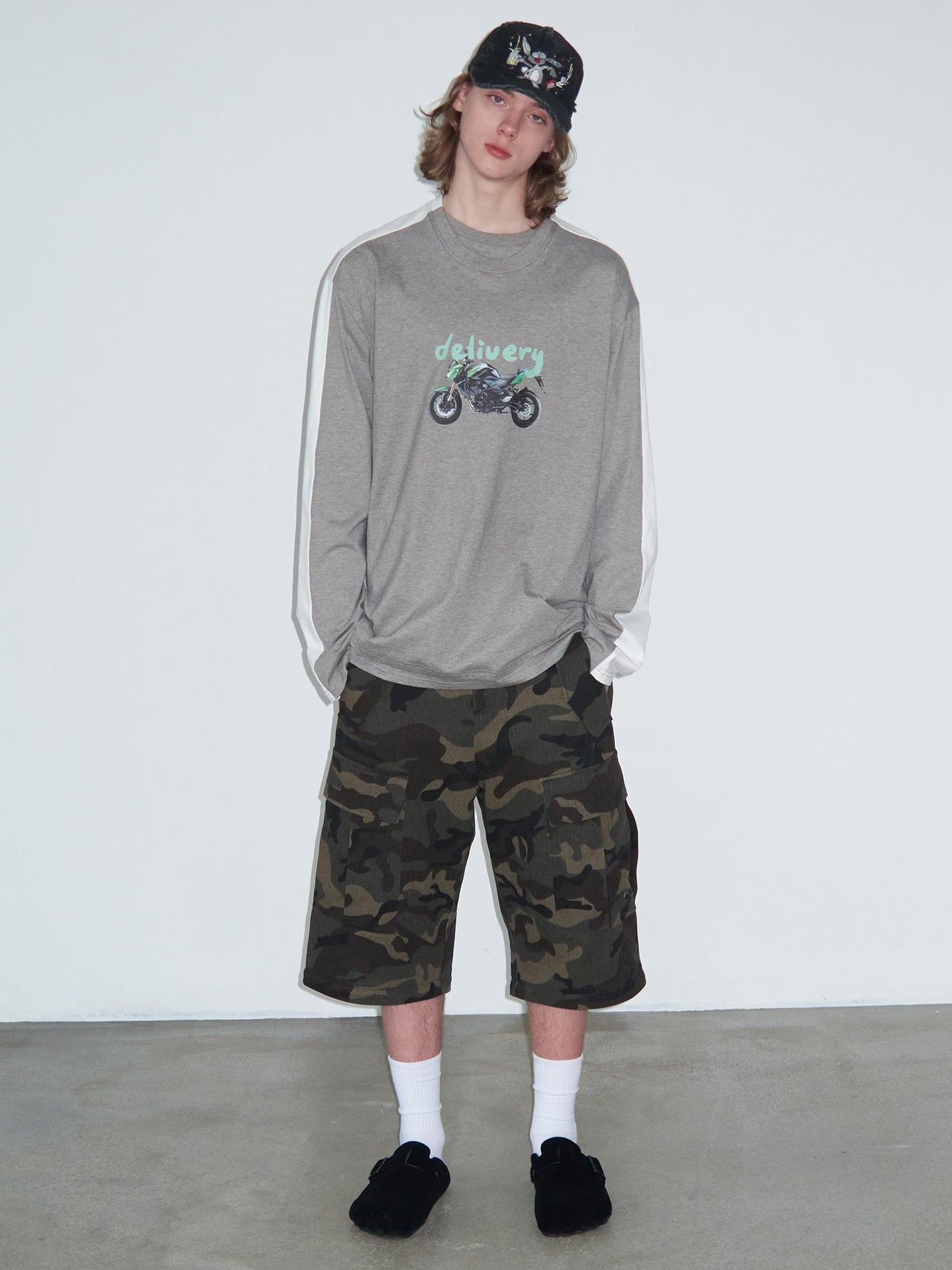 Delivery Two Tone Collar Motorcycle Print Long Sleeve Tee